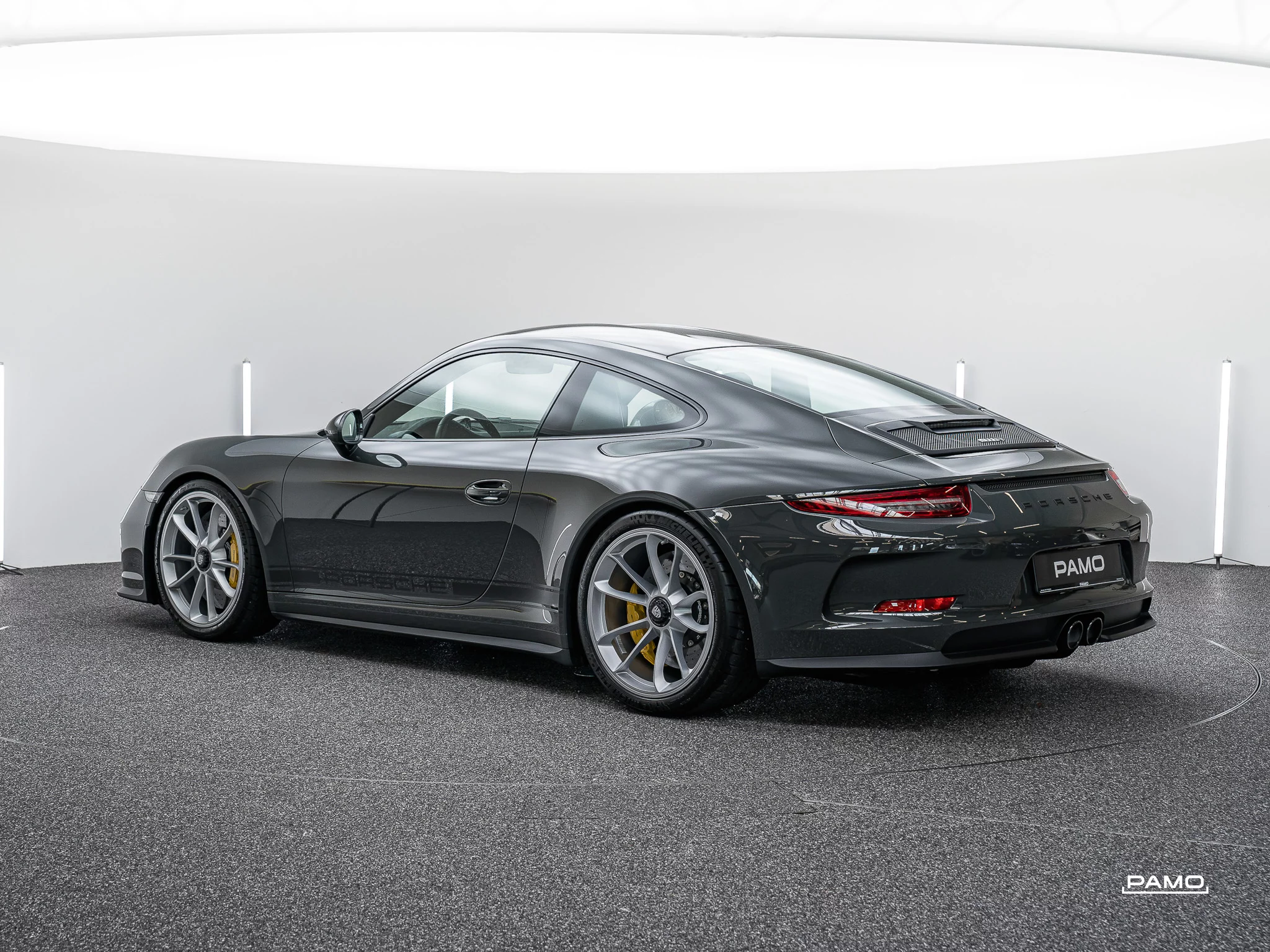 Slate Grey Porsche 911 R