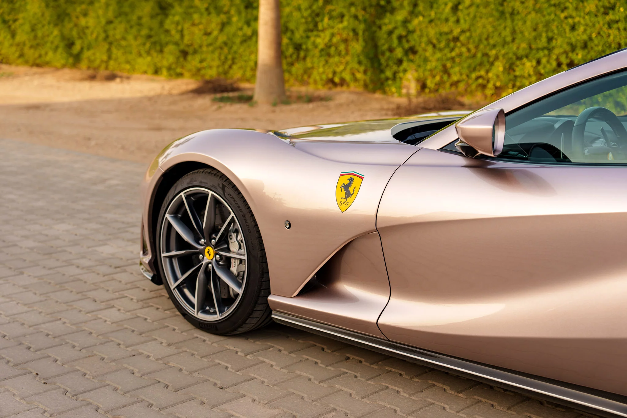 Bronzo Masaru Ferrari 812