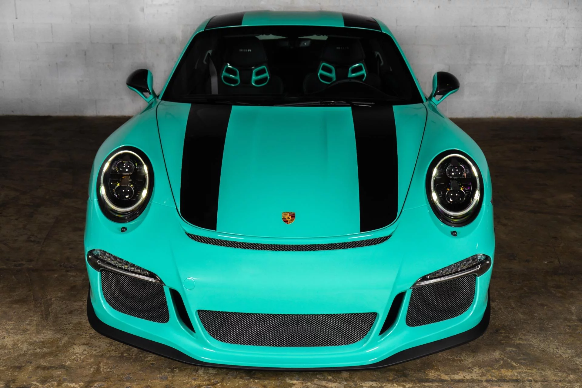 Mint Green Porsche 911 R