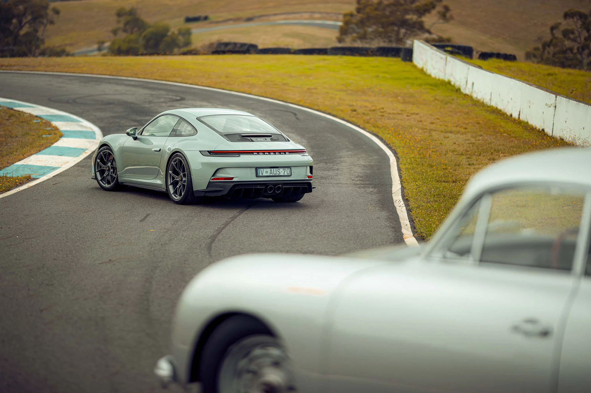 Fish Silver Grey Metallic Porsche 911 GT3