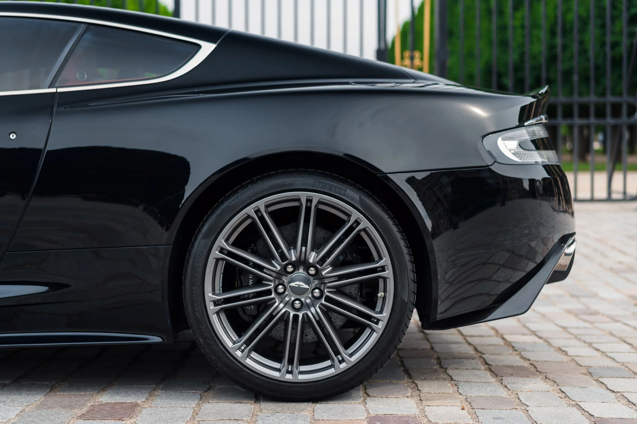 Storm Black Aston Martin DBS