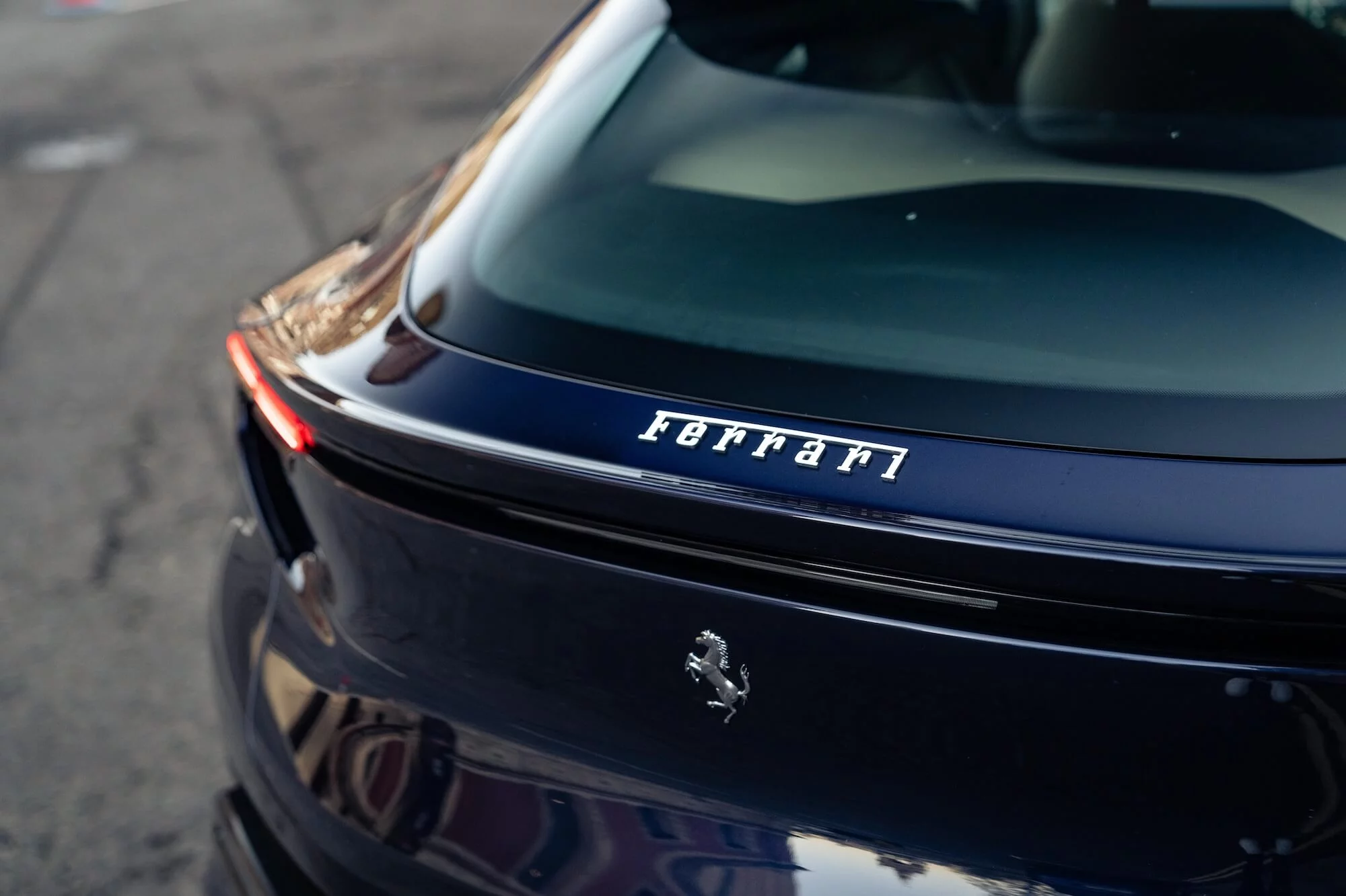 Blu America Ferrari Purosangue