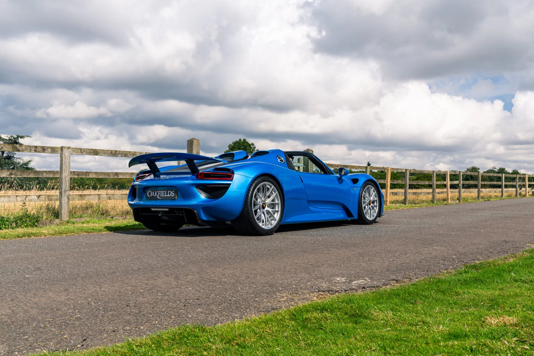 Cerulean Blue Porsche 918 Spyder