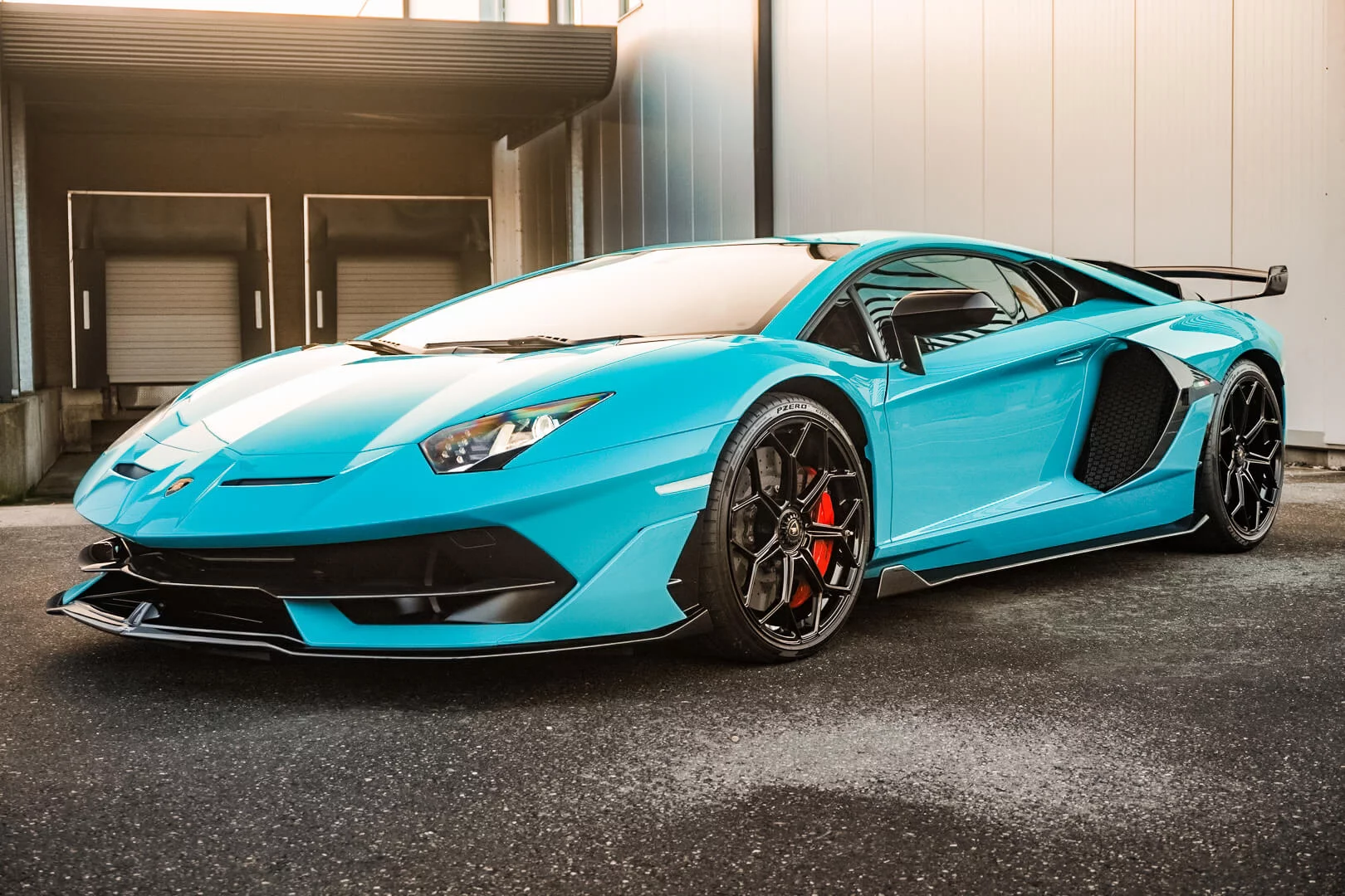 Blu Symi Lamborghini Aventador