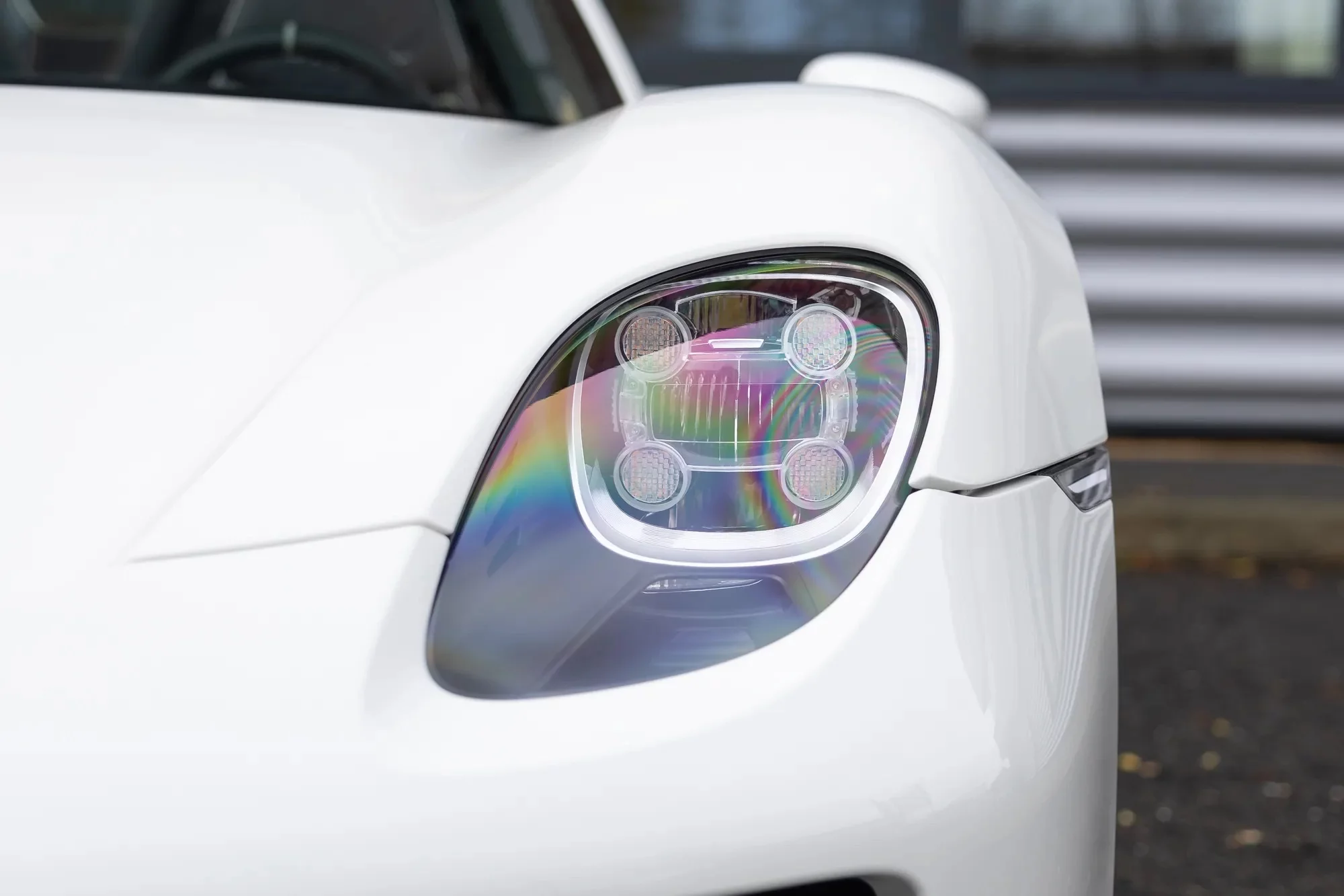 Grand Prix White Porsche 918 Spyder