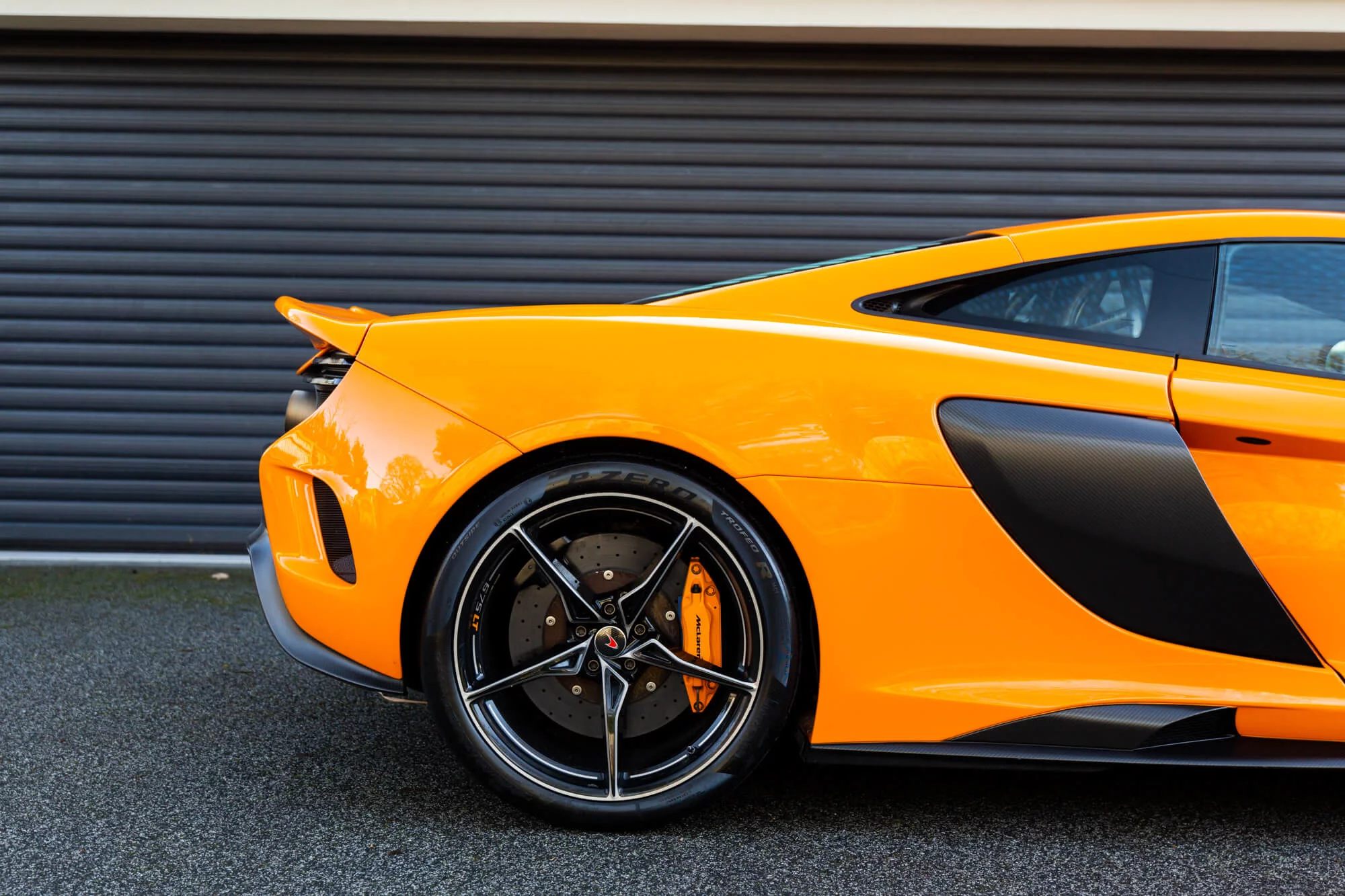 McLaren Orange McLaren 675LT