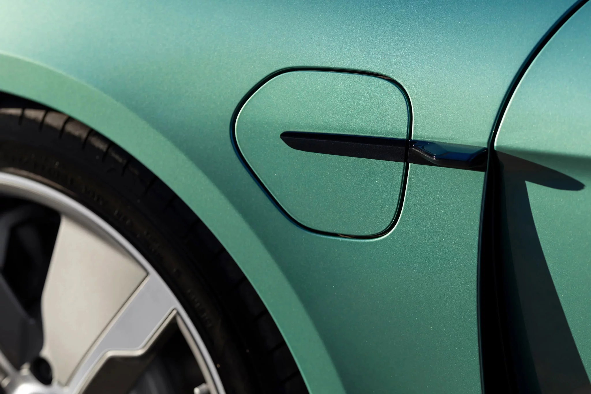 Racing Green Metallic Porsche Taycan