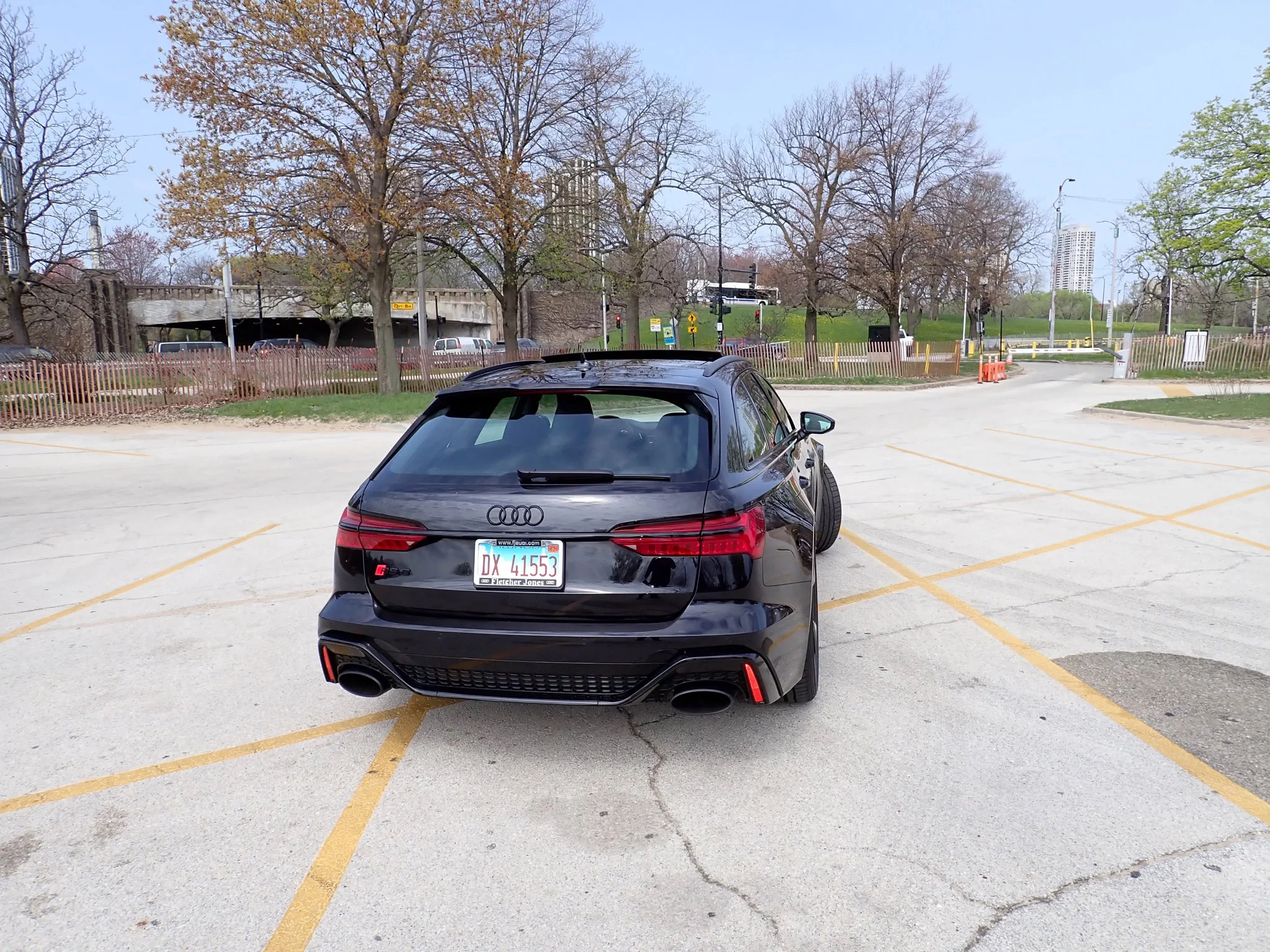 Sebring Black Audi RS6 Avant