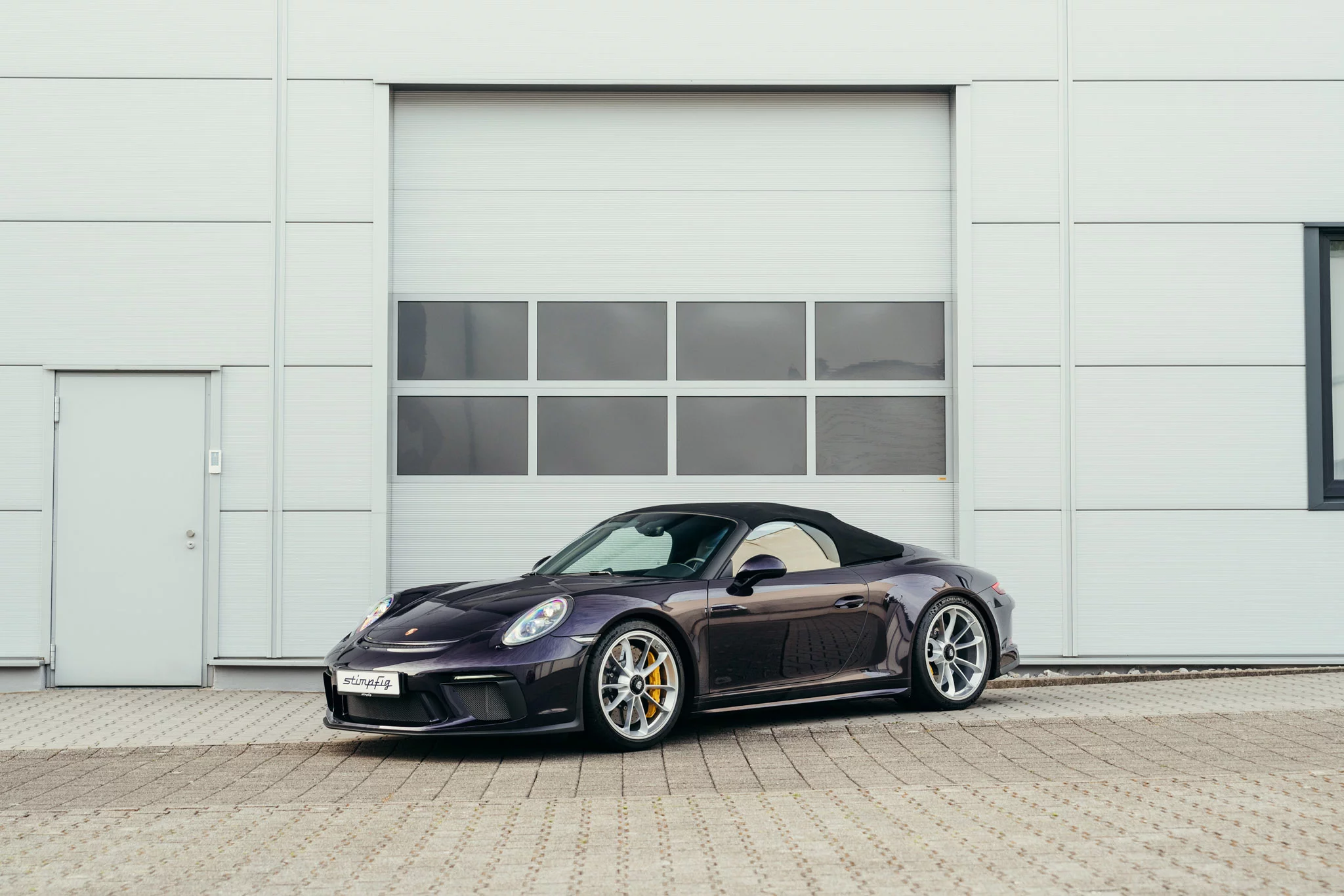 Viola Metallic Porsche 911 Speedster