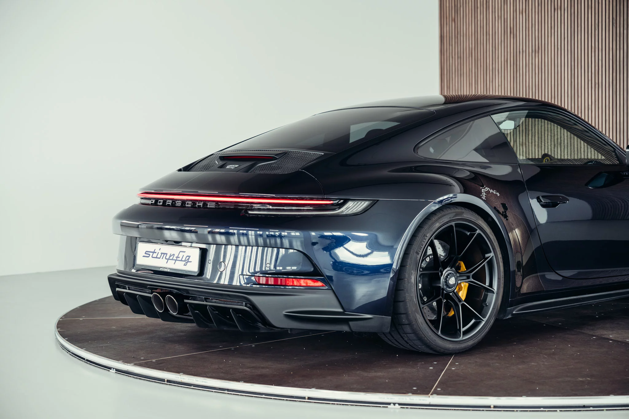 Carbon Black Porsche 911 GT3