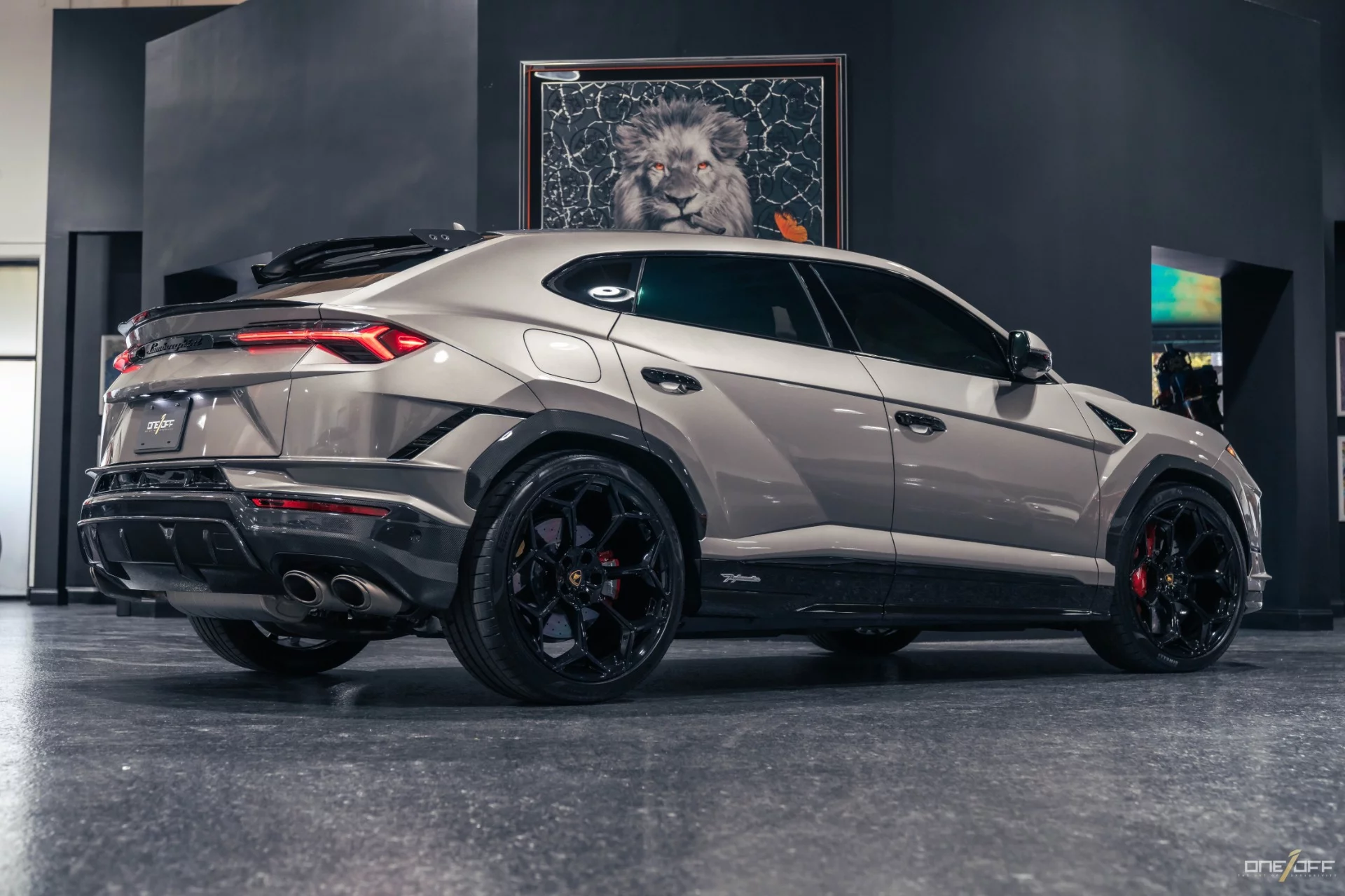 Grigio Antares Lamborghini Urus