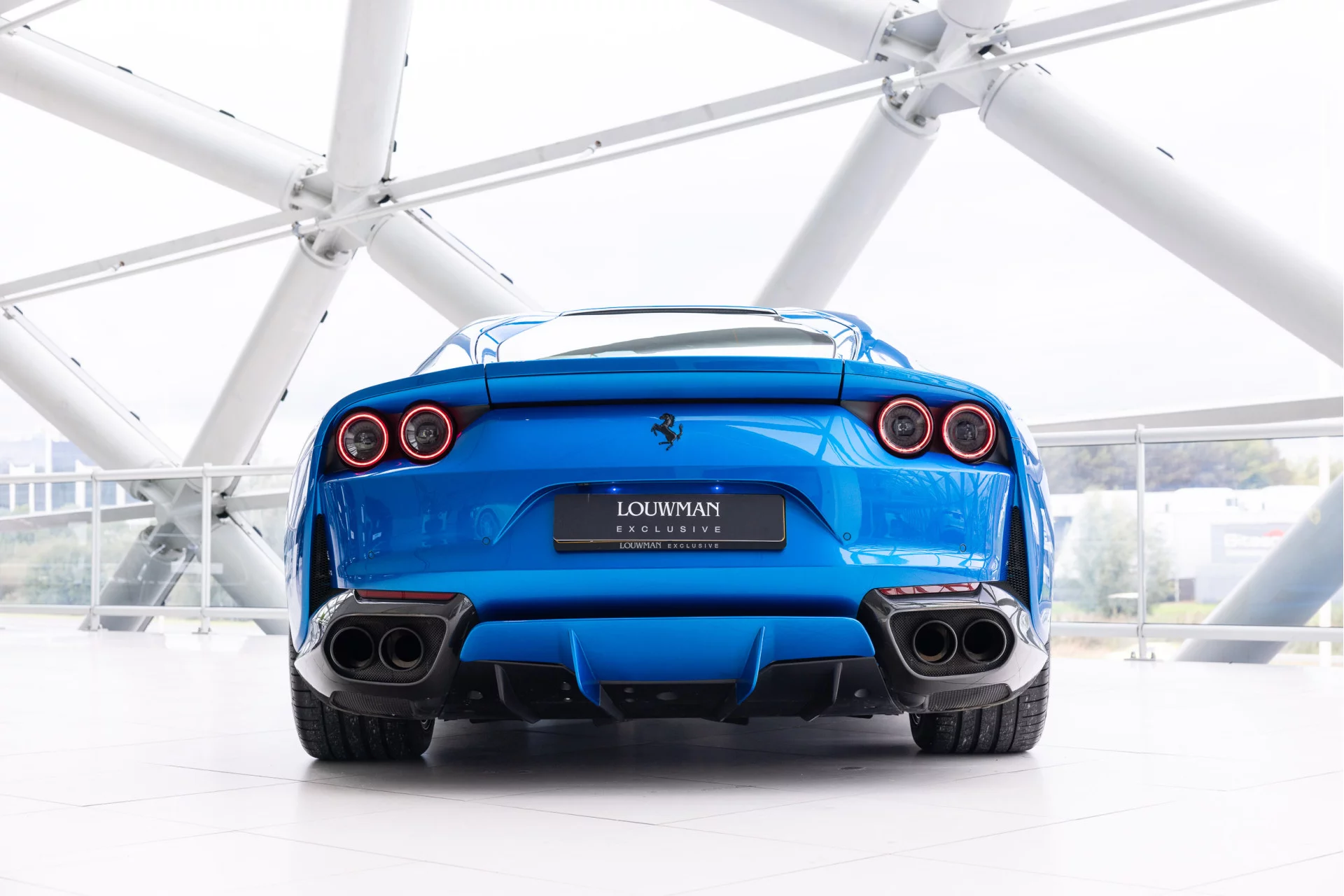 Blu Corsa Ferrari 812