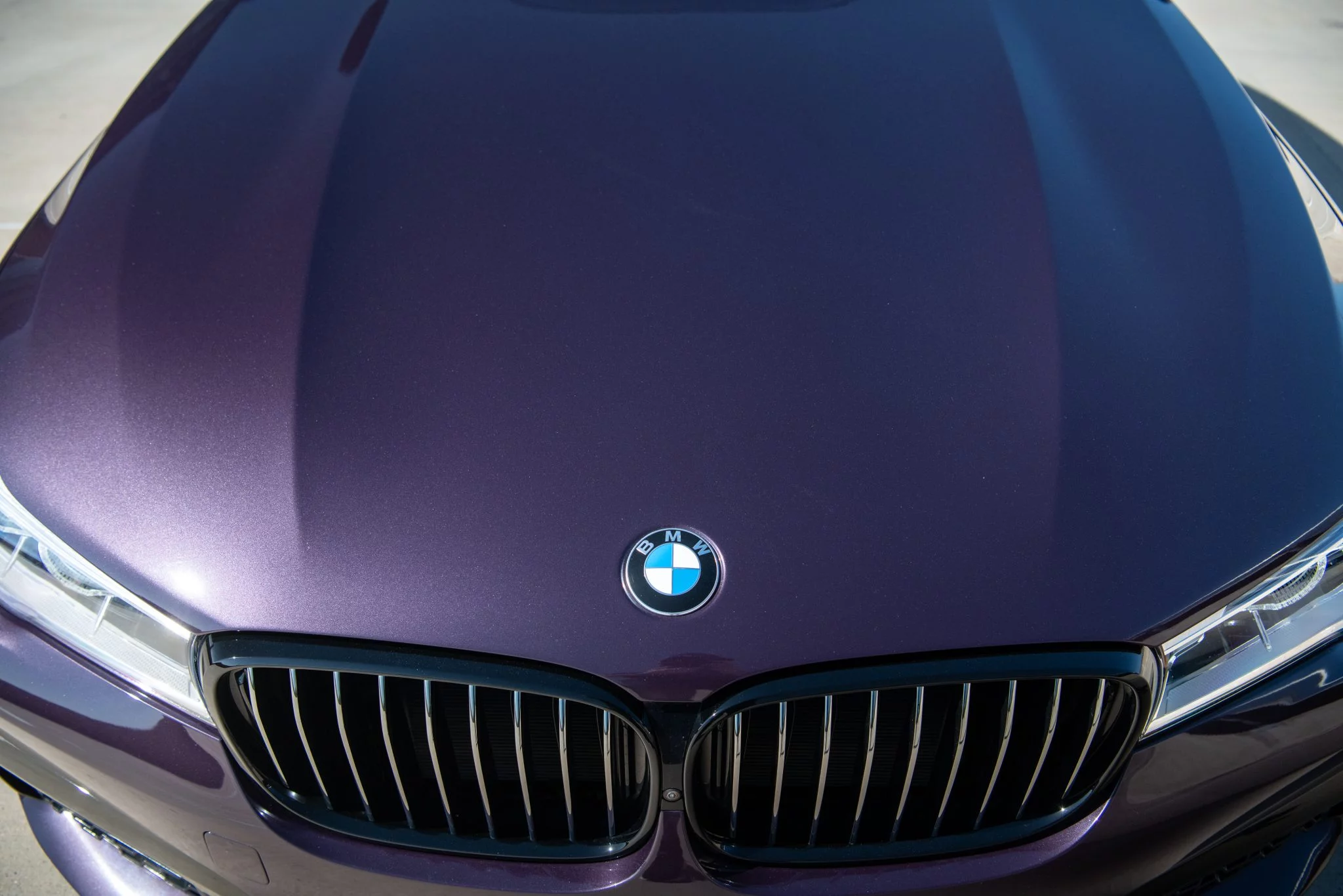 Daytona Violet BMW 7 Series