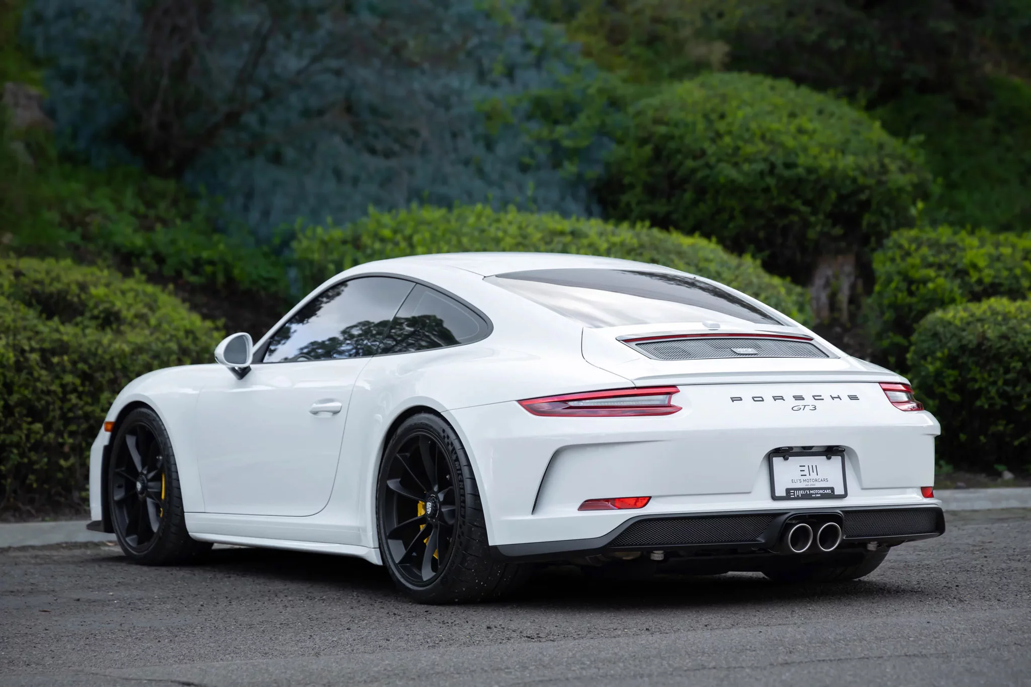 Carrara White Metallic Porsche 911 GT3