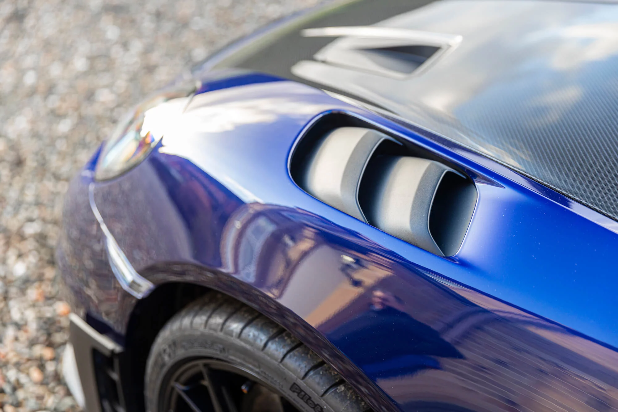 Gentian Blue Metallic Porsche 718 Cayman GT4 RS