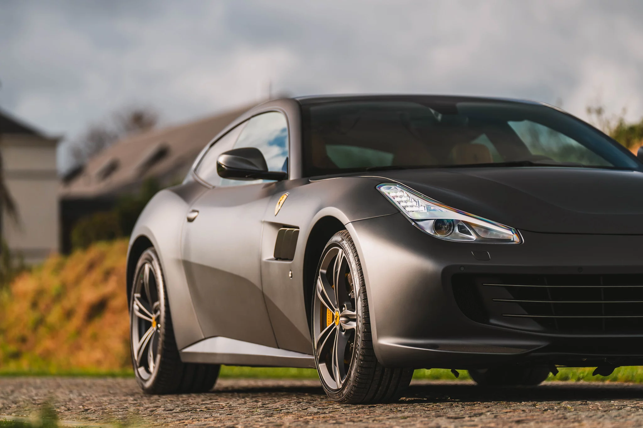 Grigio Silverstone Opaco Ferrari GTC4Lusso