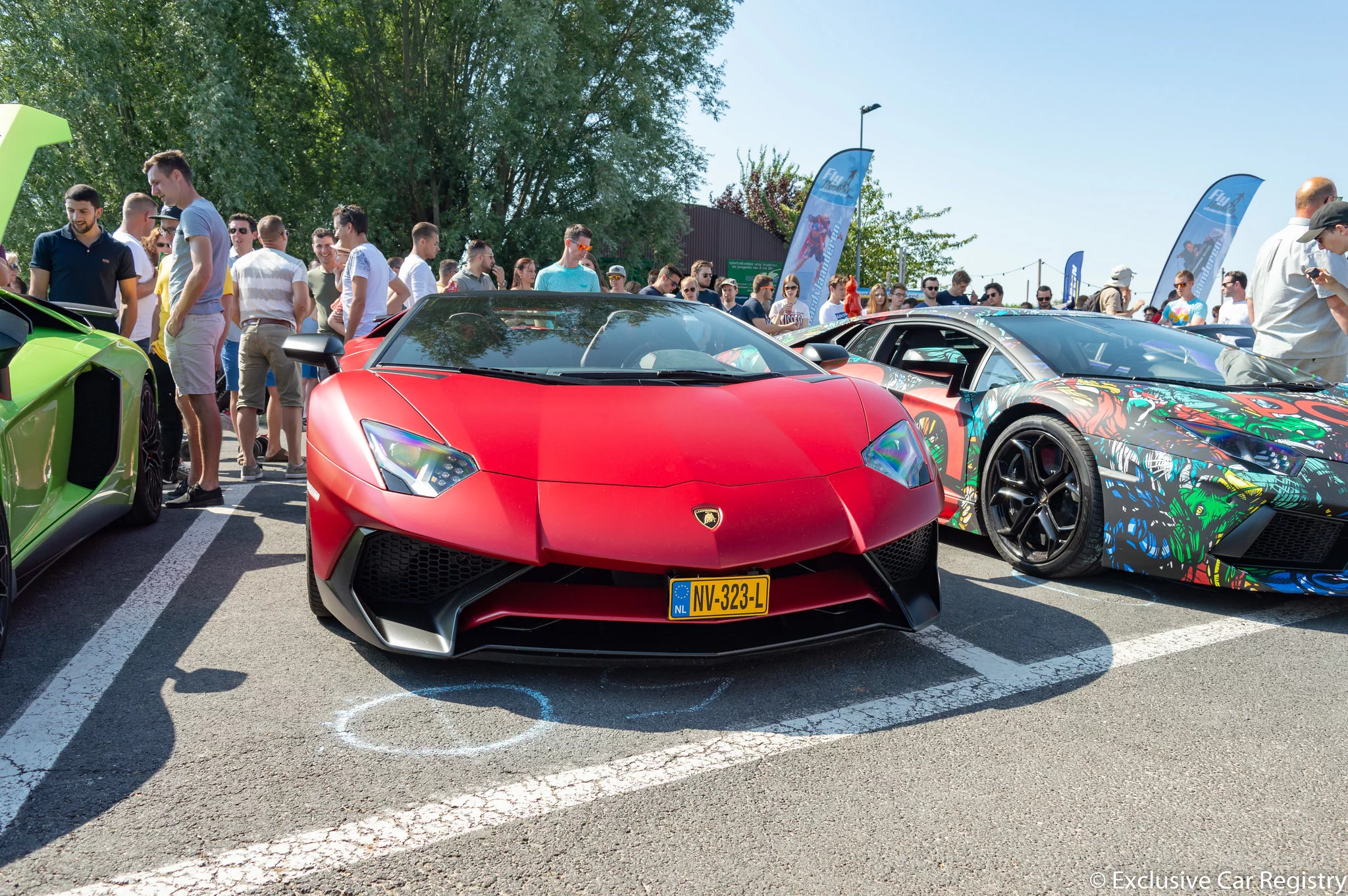 Rosso Pyra Lamborghini Aventador