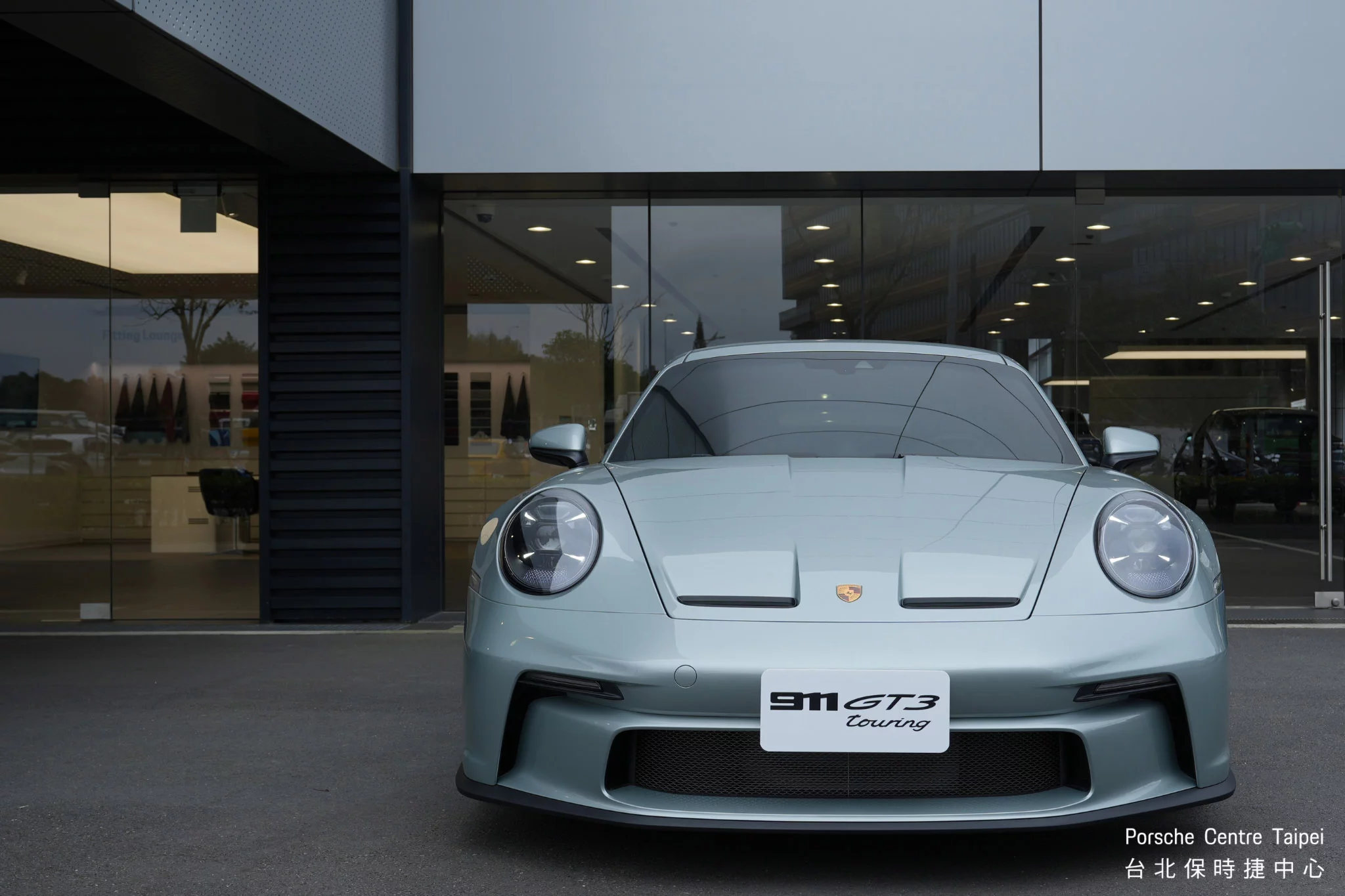 Fish Silver Grey Metallic Porsche 911 GT3