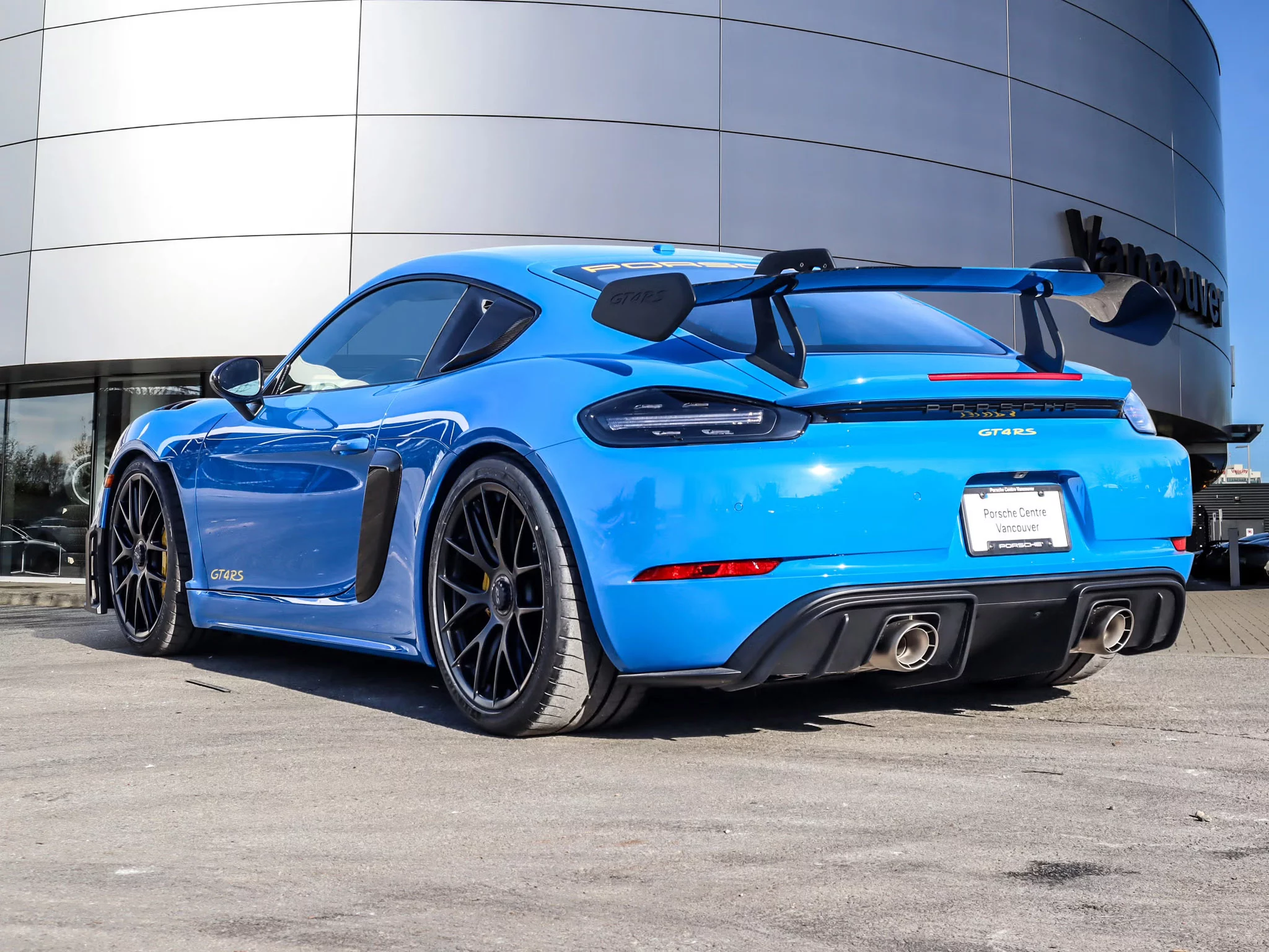 Voodoo Blue Porsche 718 Cayman GT4 RS