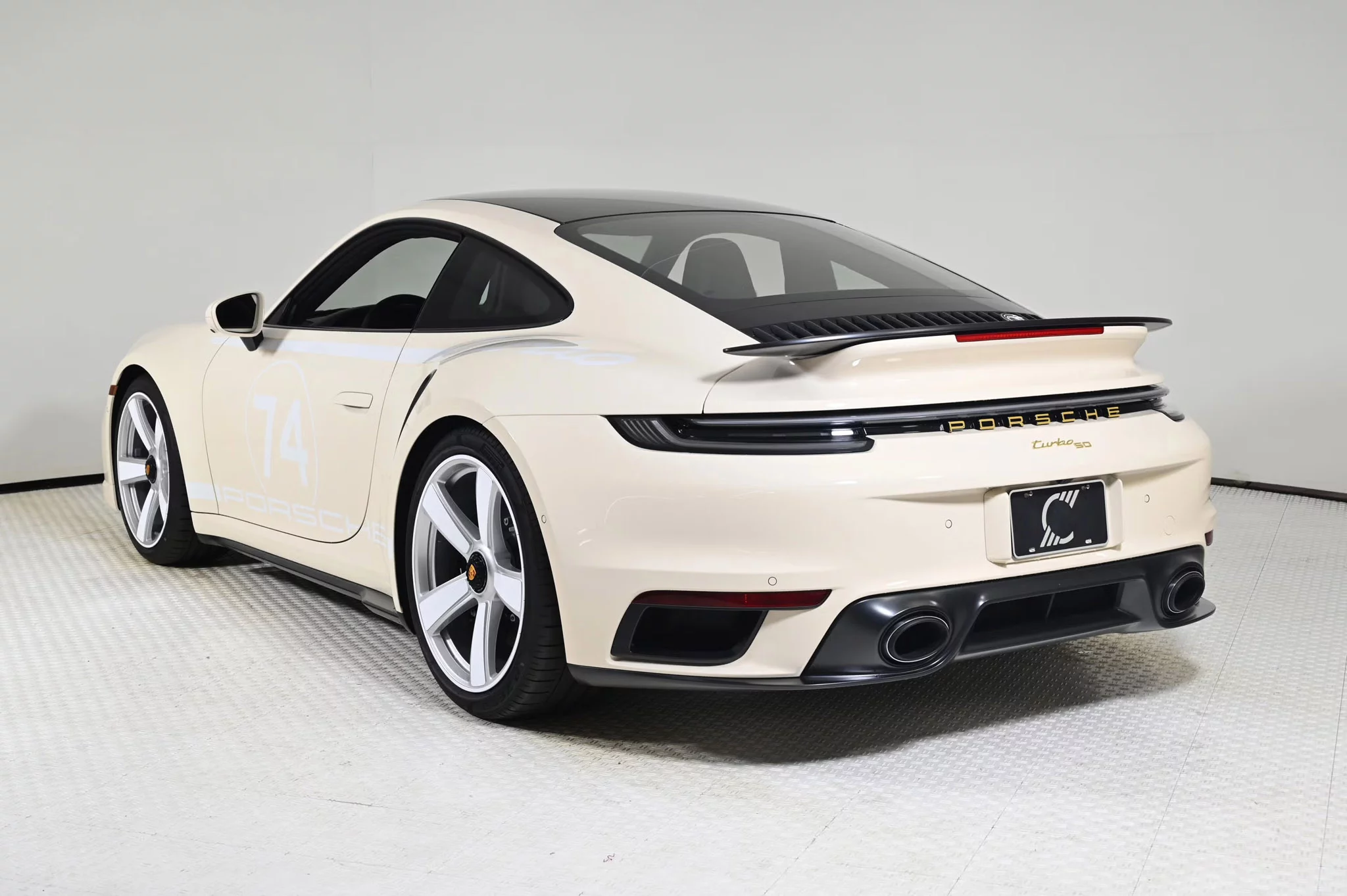 Creme White Porsche 911 Turbo