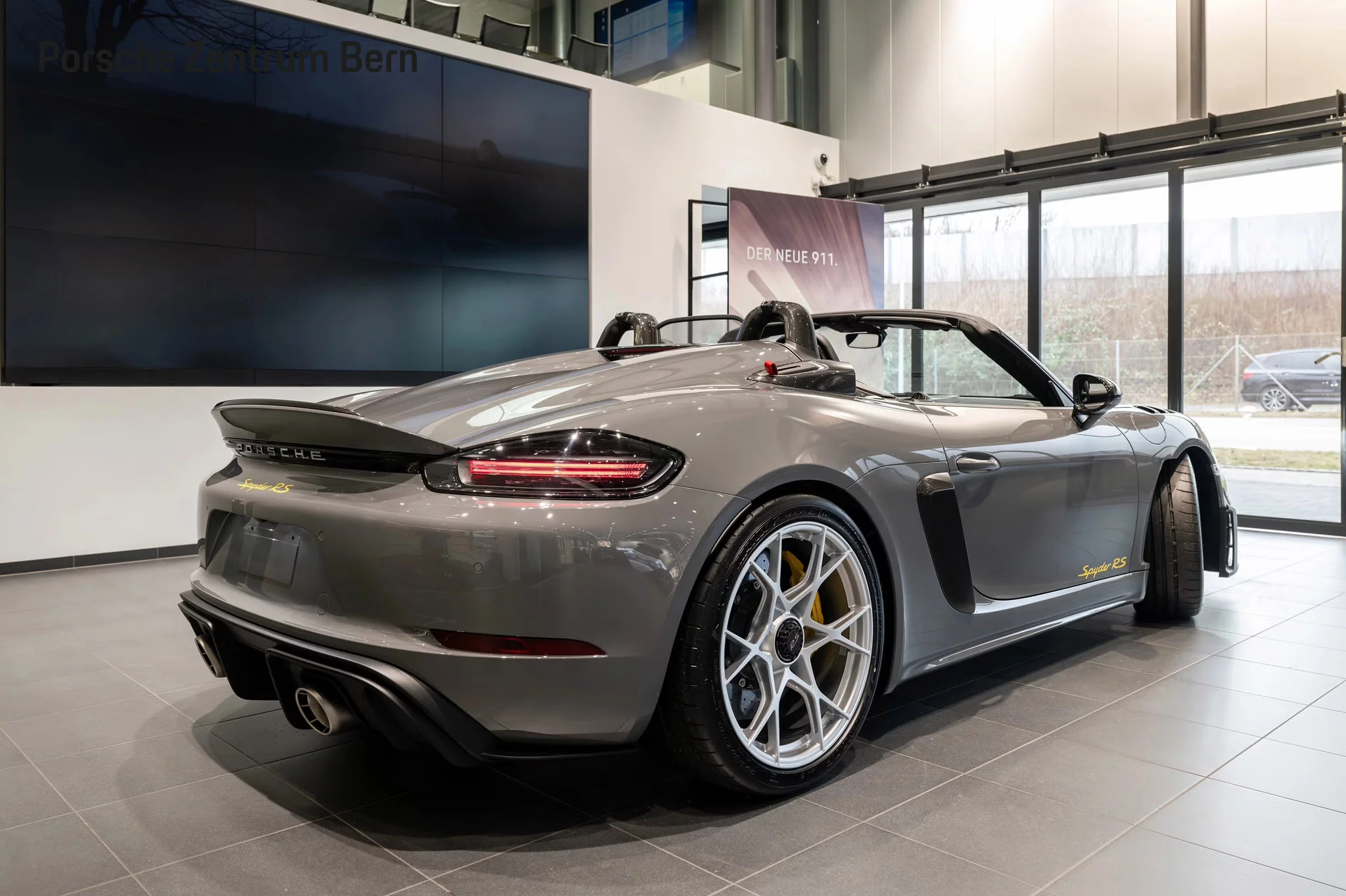 China Grey Porsche 718 Spyder RS