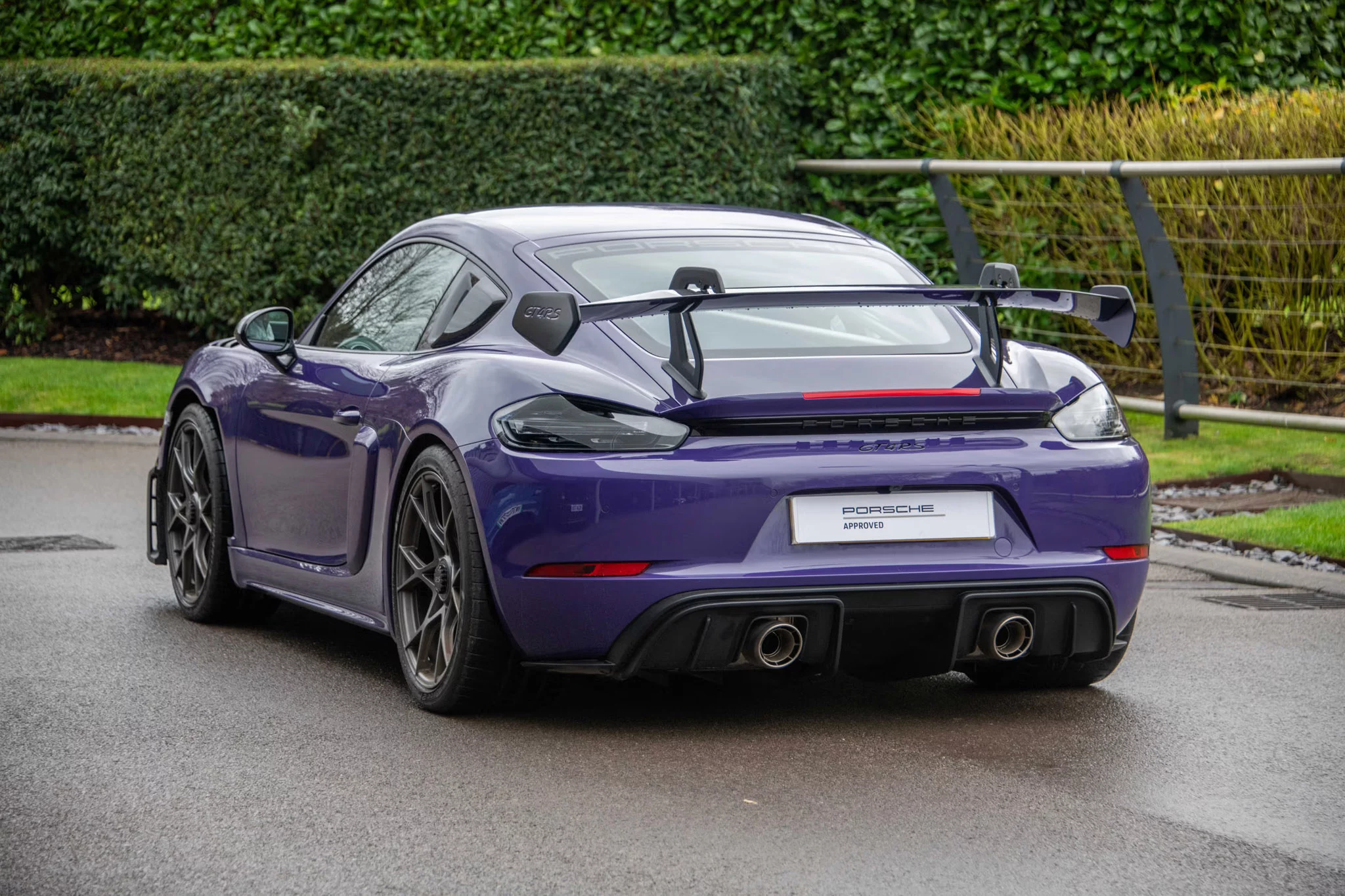 Ultraviolet Porsche 718 Cayman GT4 RS