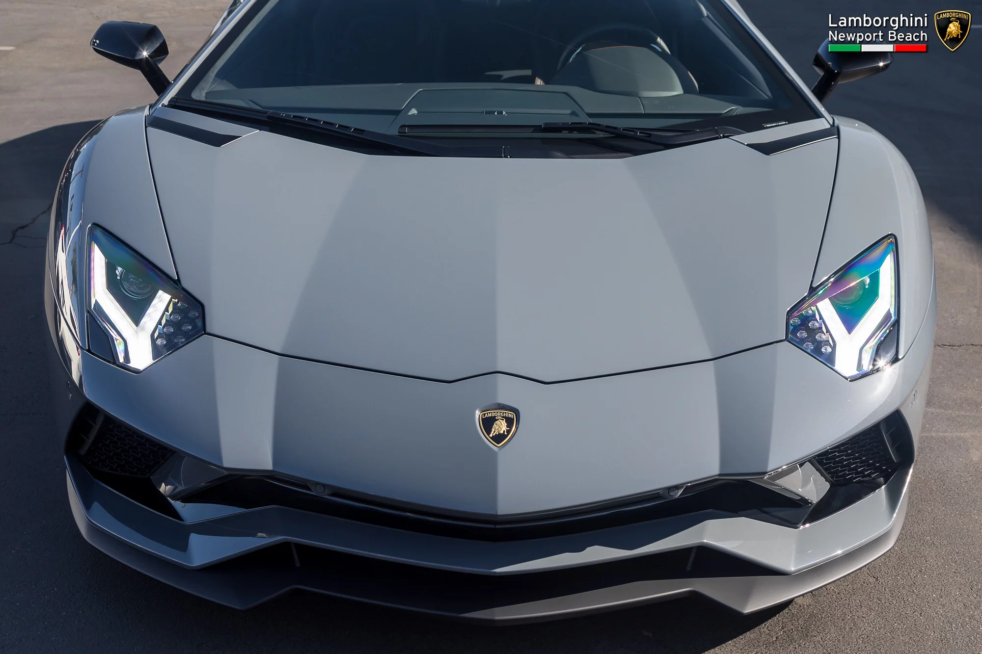 Grigio Telesto Lamborghini Aventador