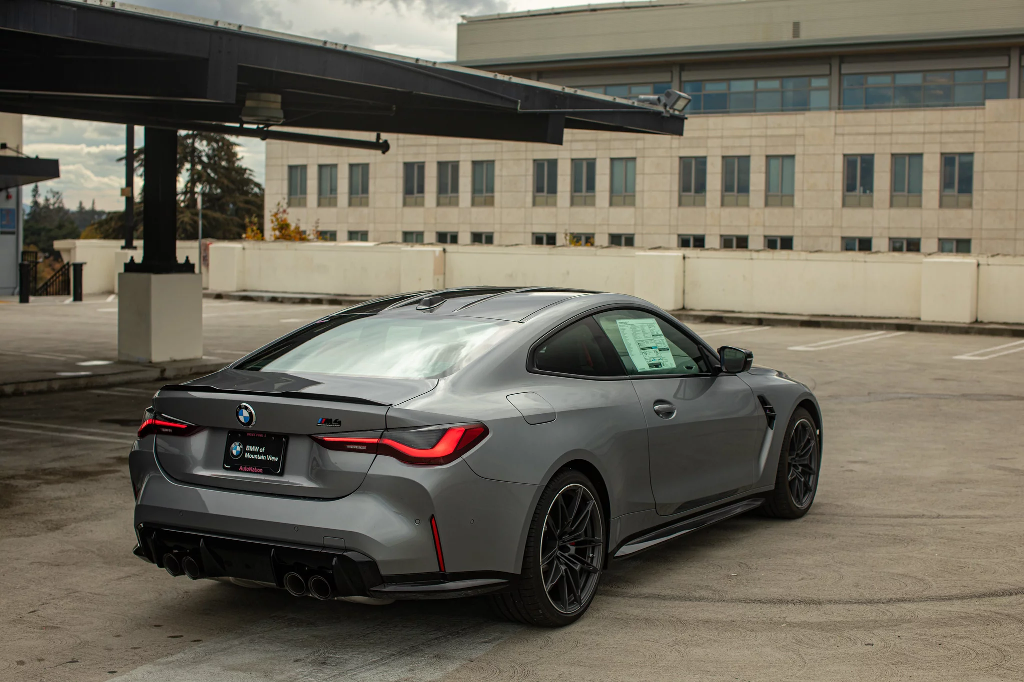 Skyscraper Grey BMW M4