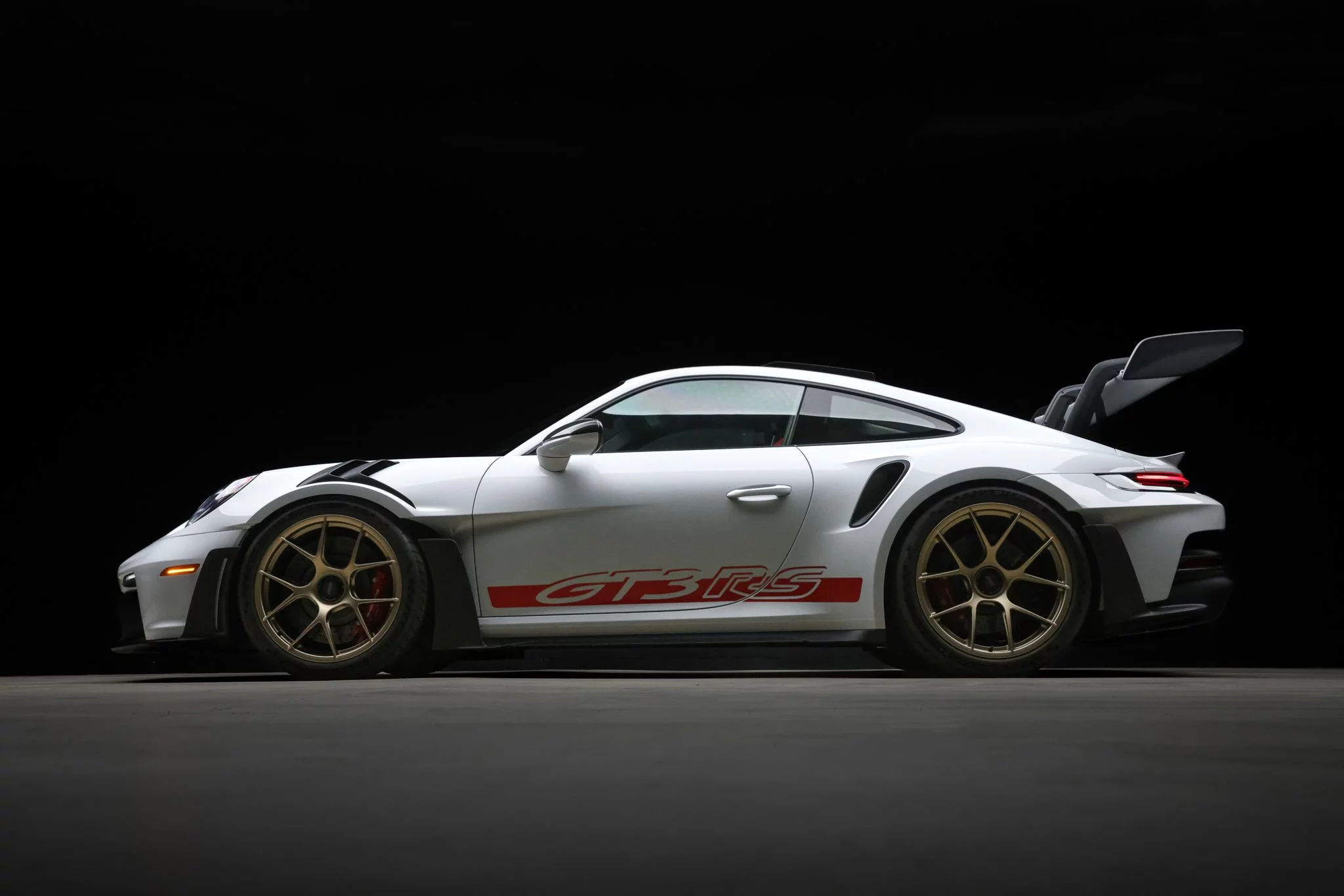 Ice Grey Metallic Porsche 911 GT3 RS