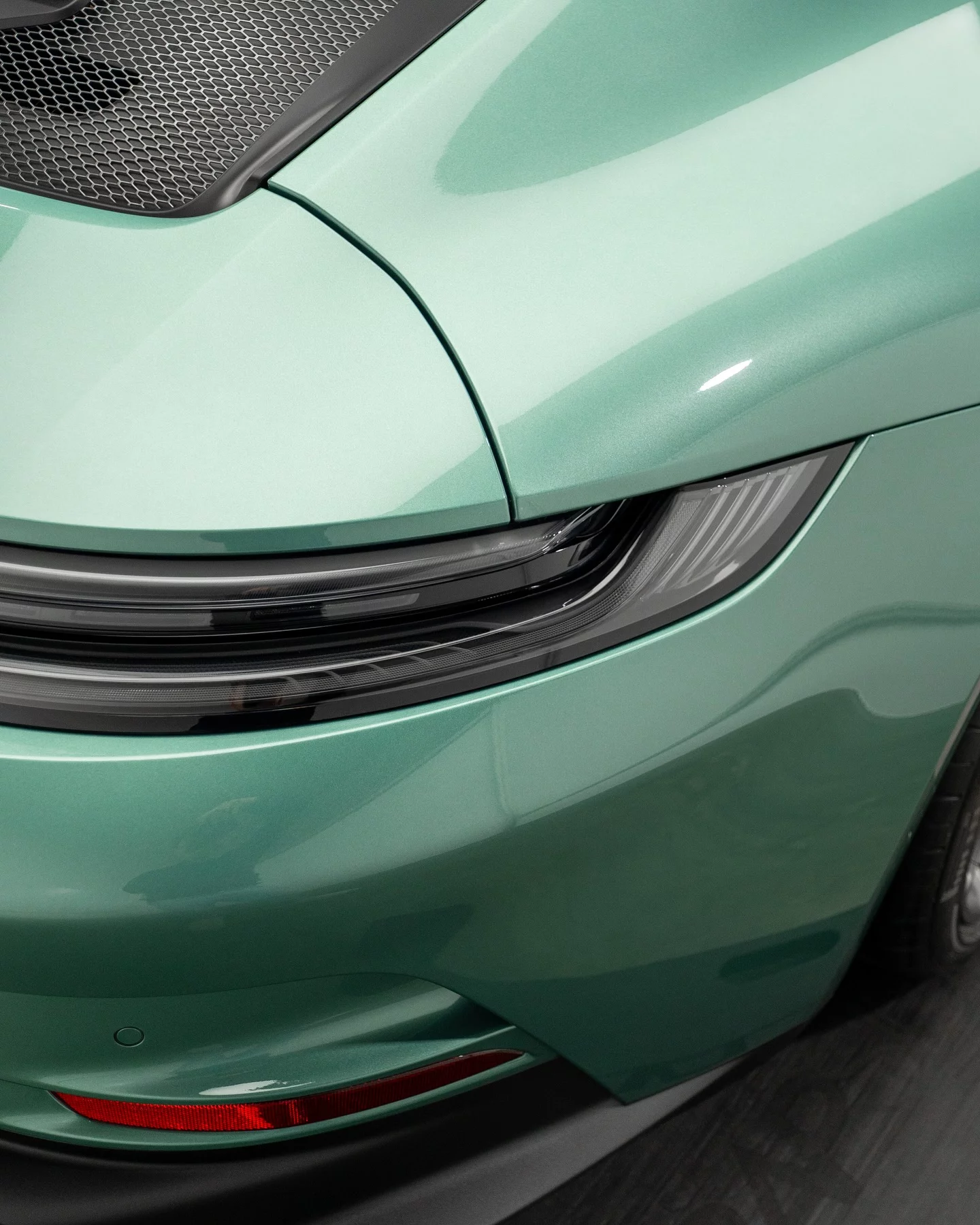 Racing Green Metallic Porsche 911 GT3