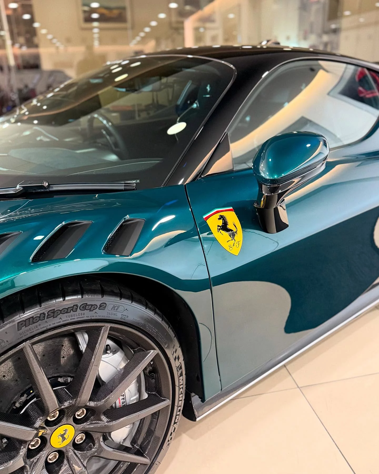Verde GB23 Ferrari SF90