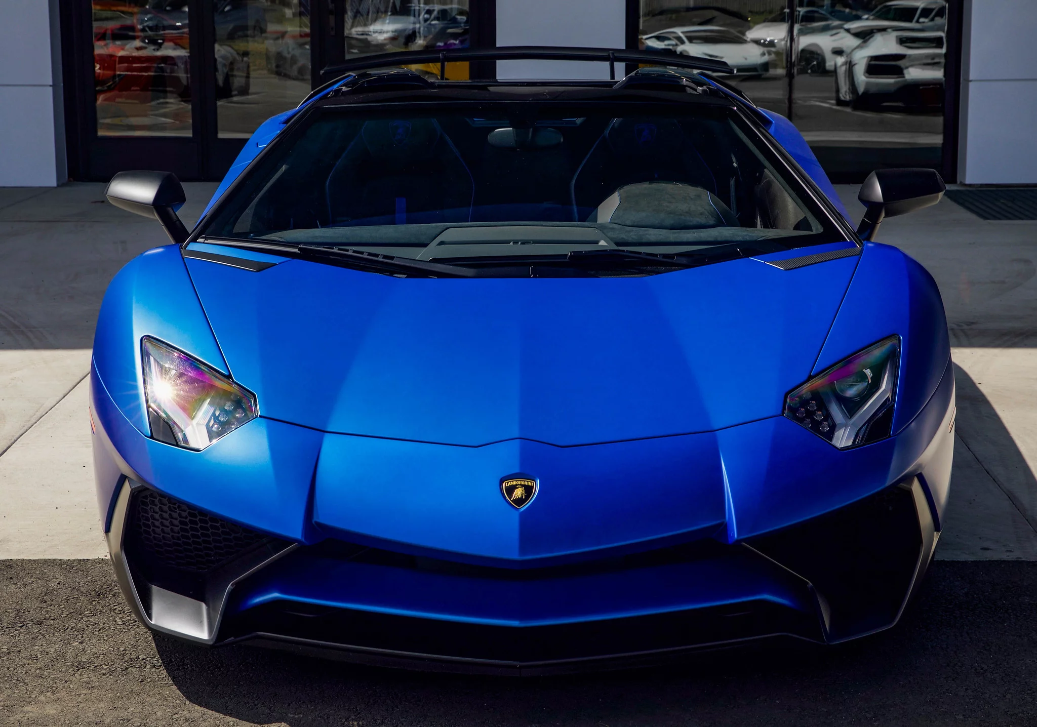 Blu Aegeus Lamborghini Aventador