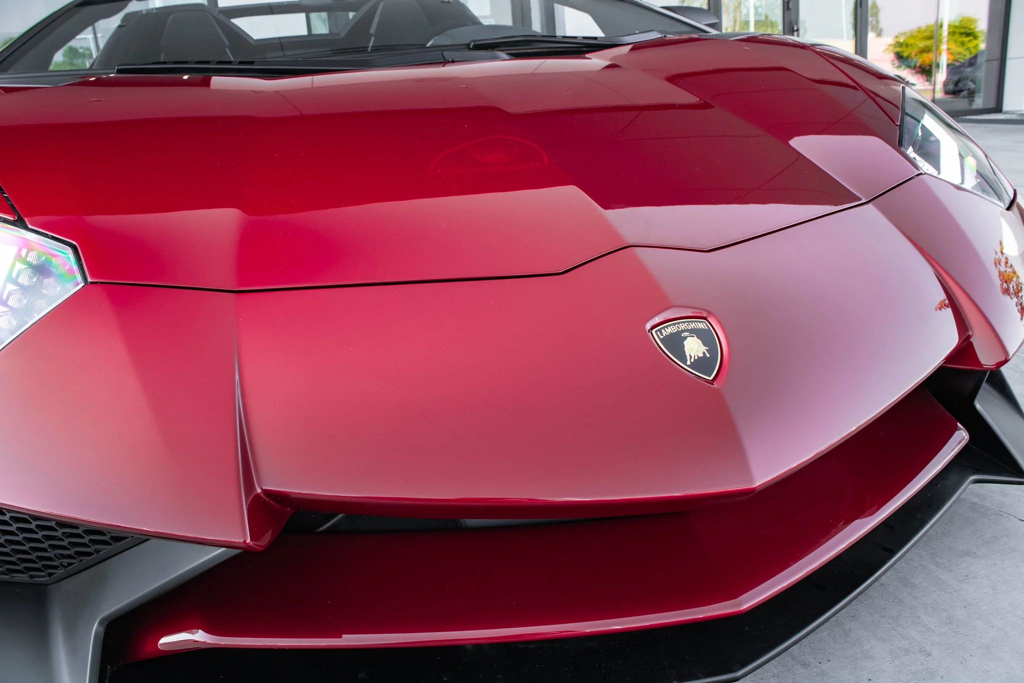 Rosso Hiera Lamborghini Aventador