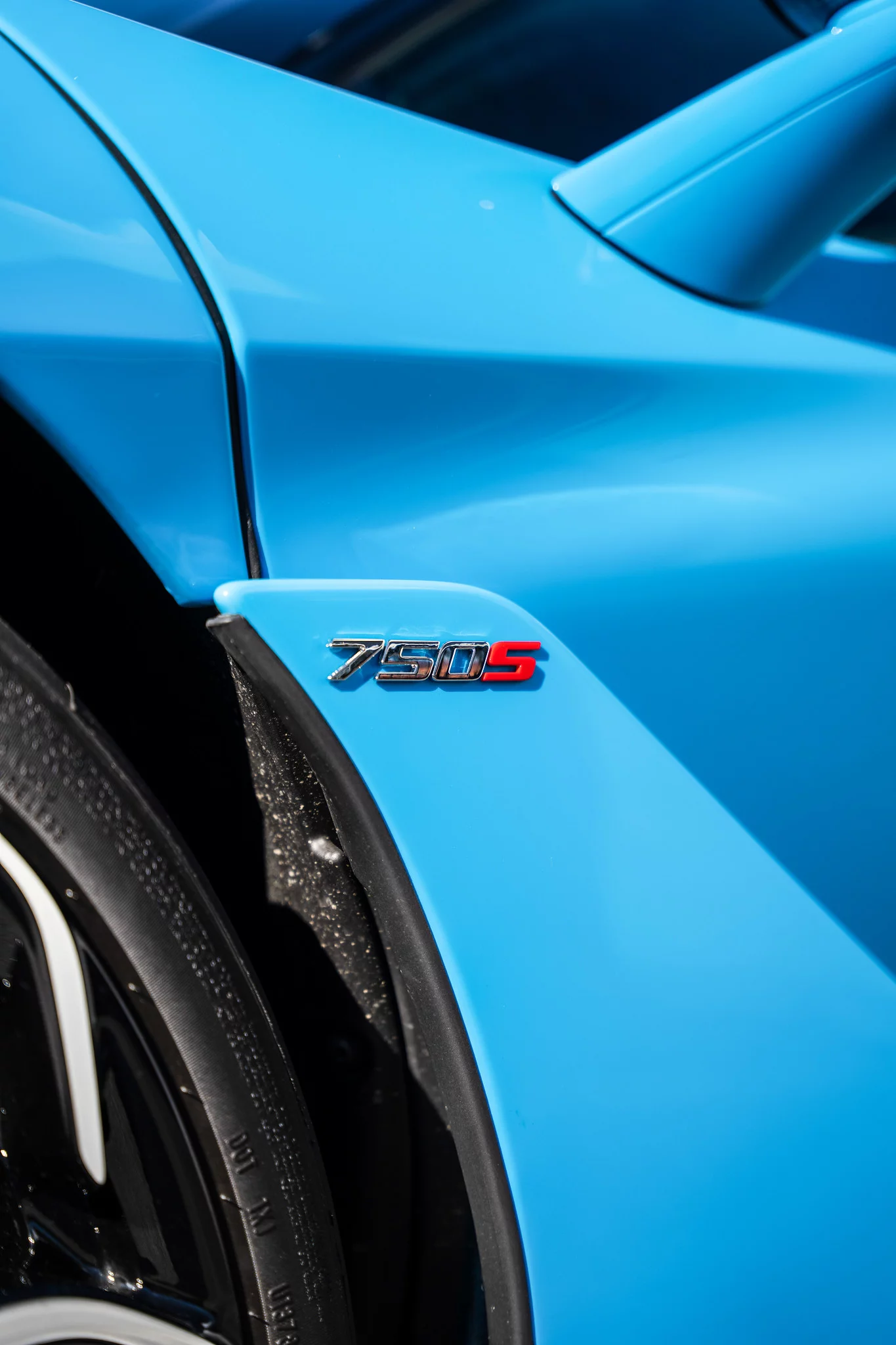Spectrum Blue McLaren 750S