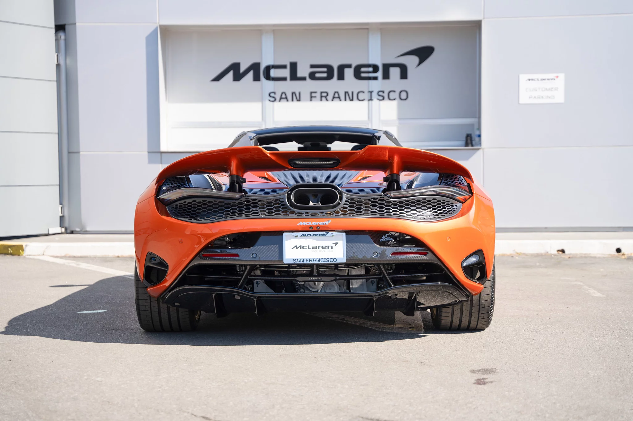 Azores McLaren 750S