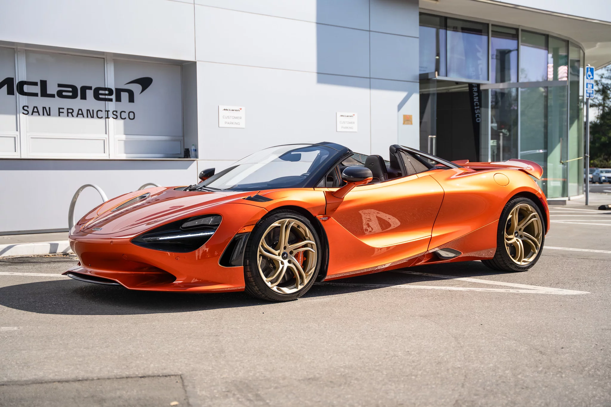 Azores McLaren 750S