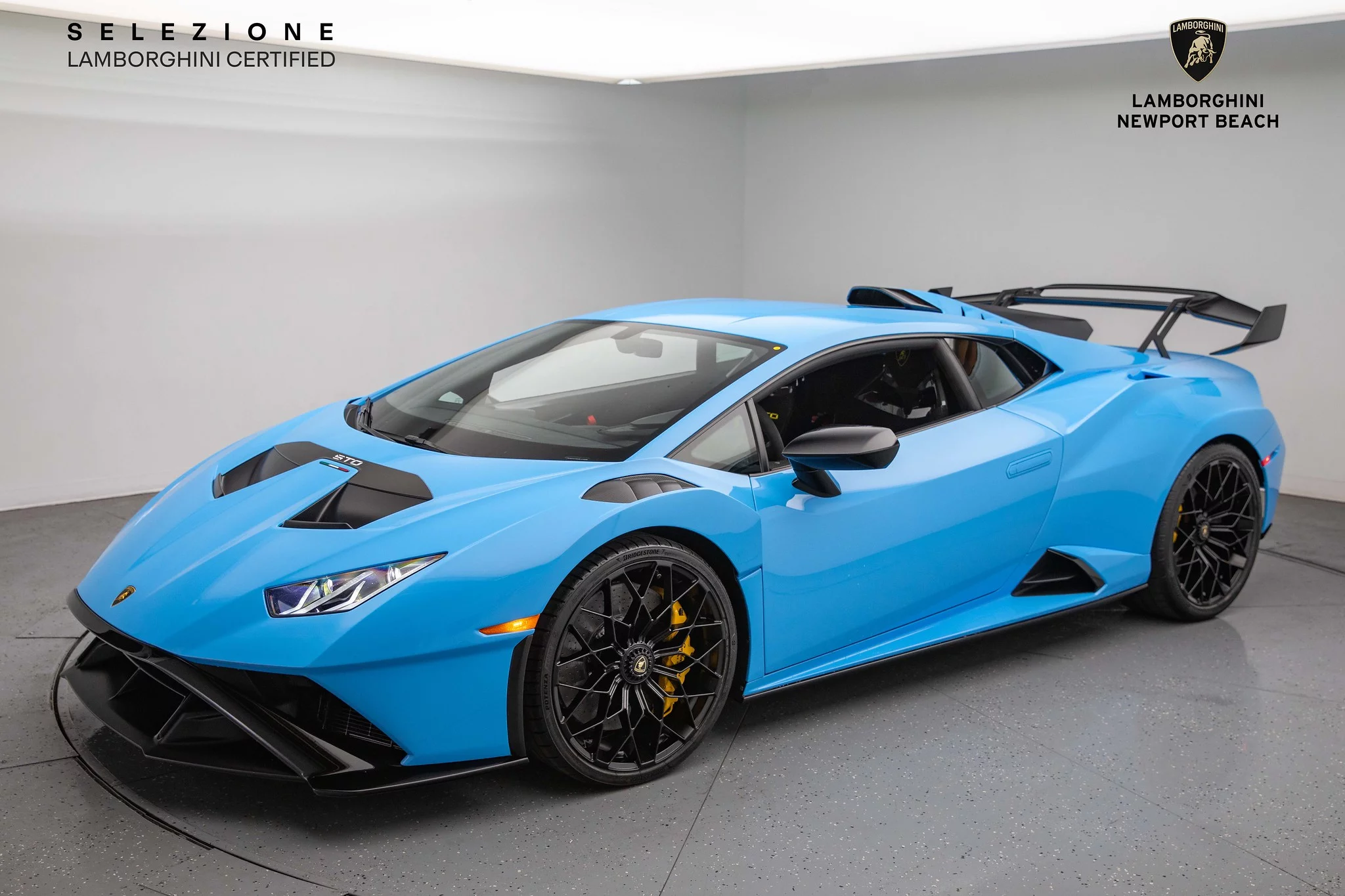 Blu Cepheus Lamborghini Huracán