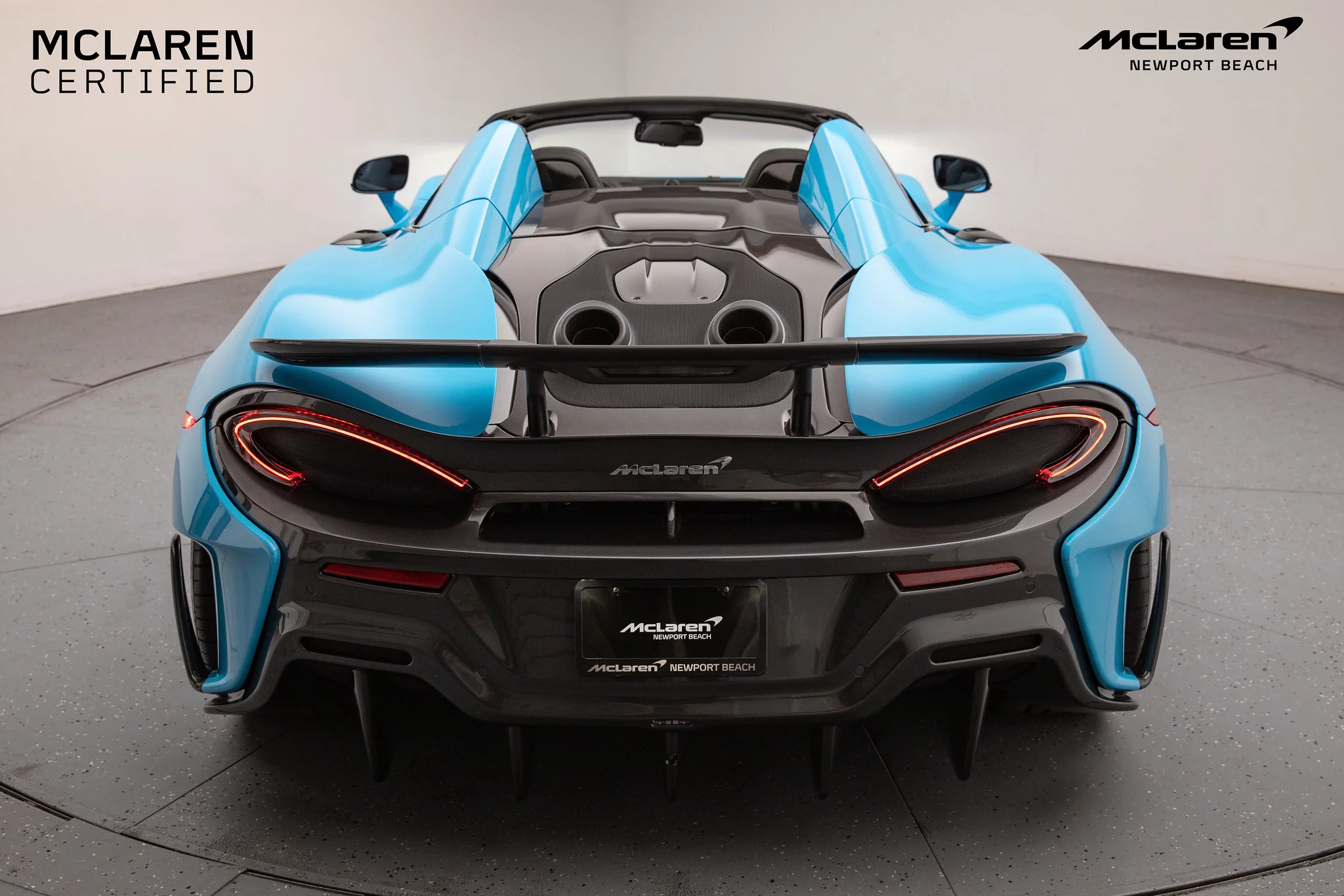 Curacao Blue McLaren 600LT