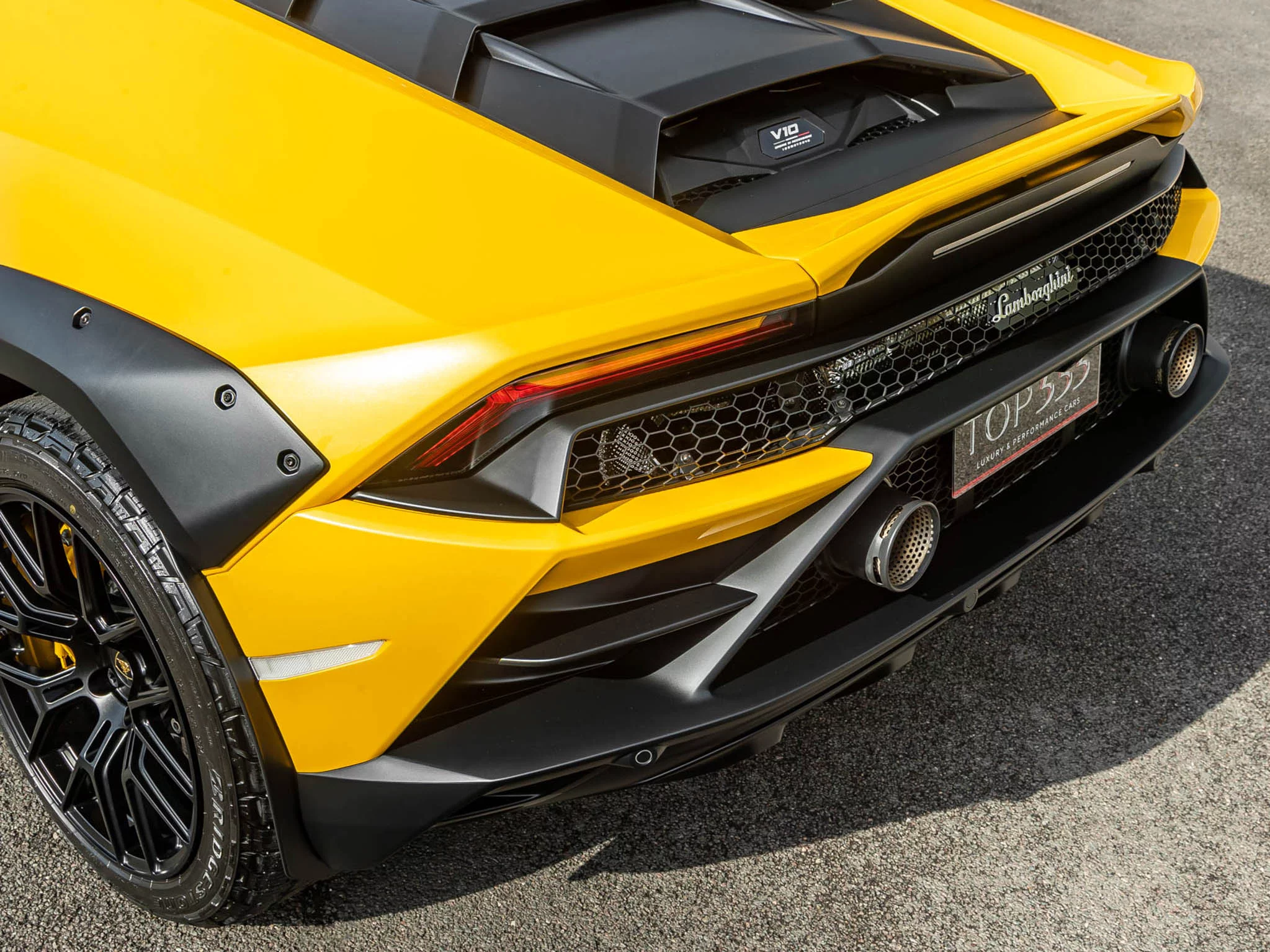 Giallo Inti Lamborghini Huracán