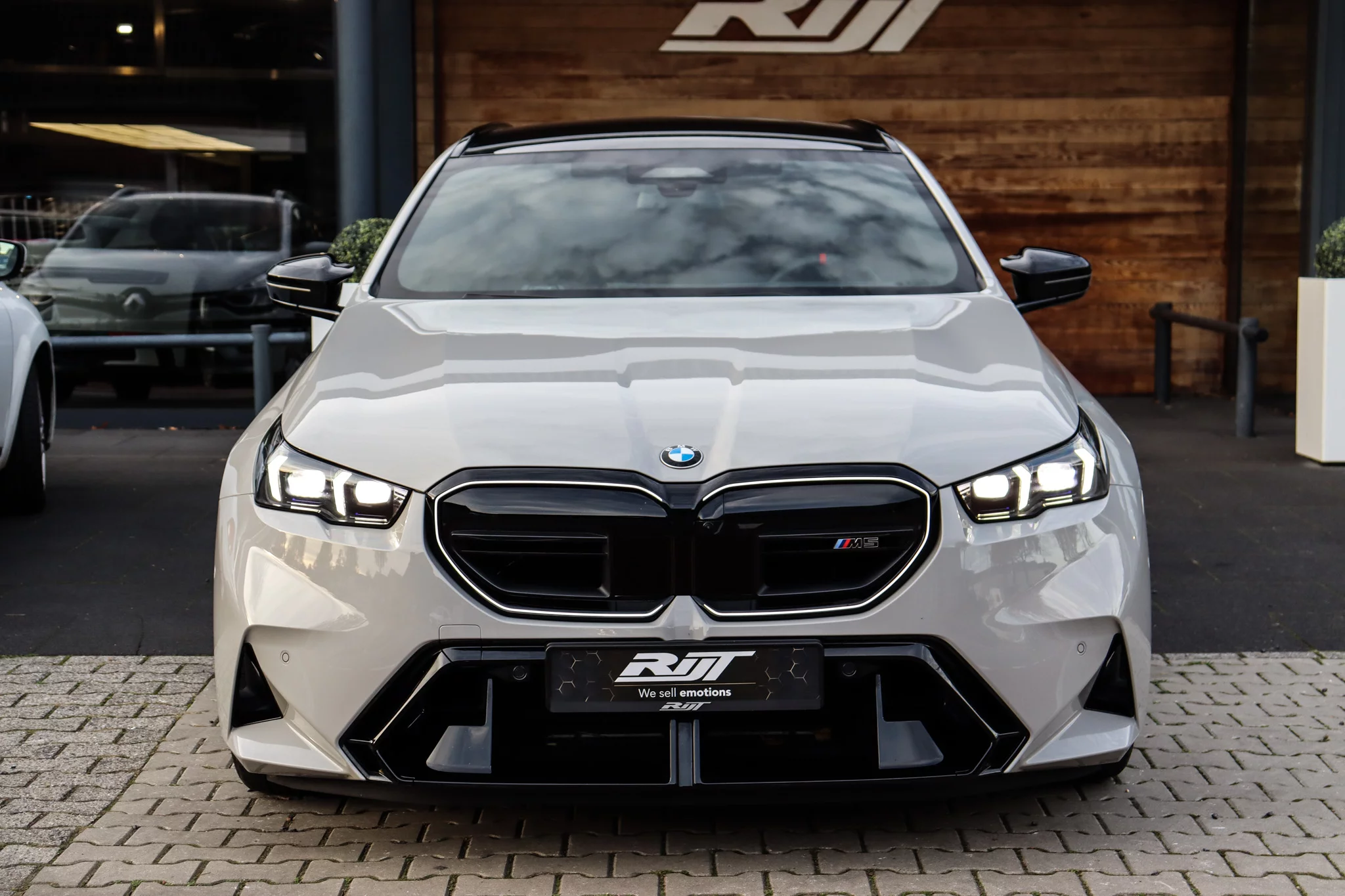 Crayon BMW M5