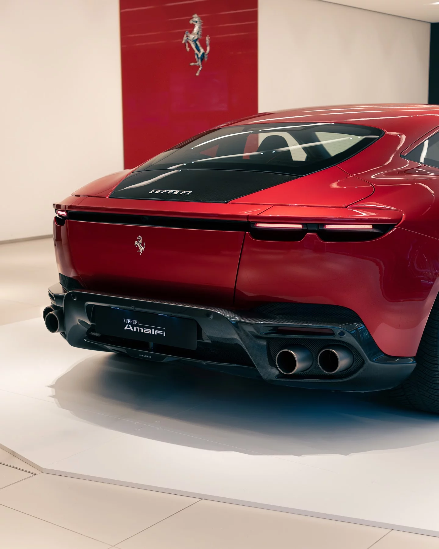 Rosso Portofino Ferrari Amalfi