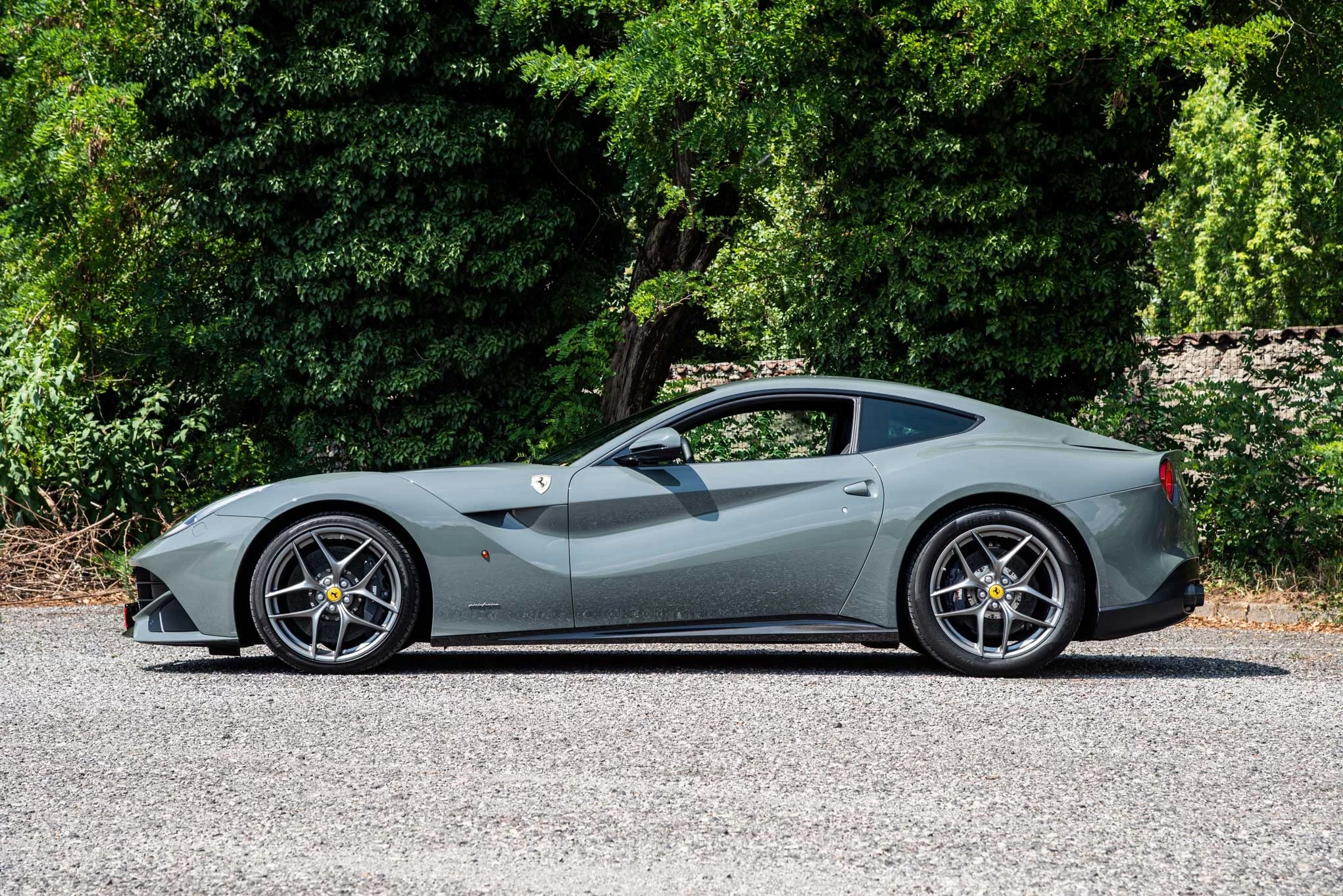 Grigio Medio Ferrari F12