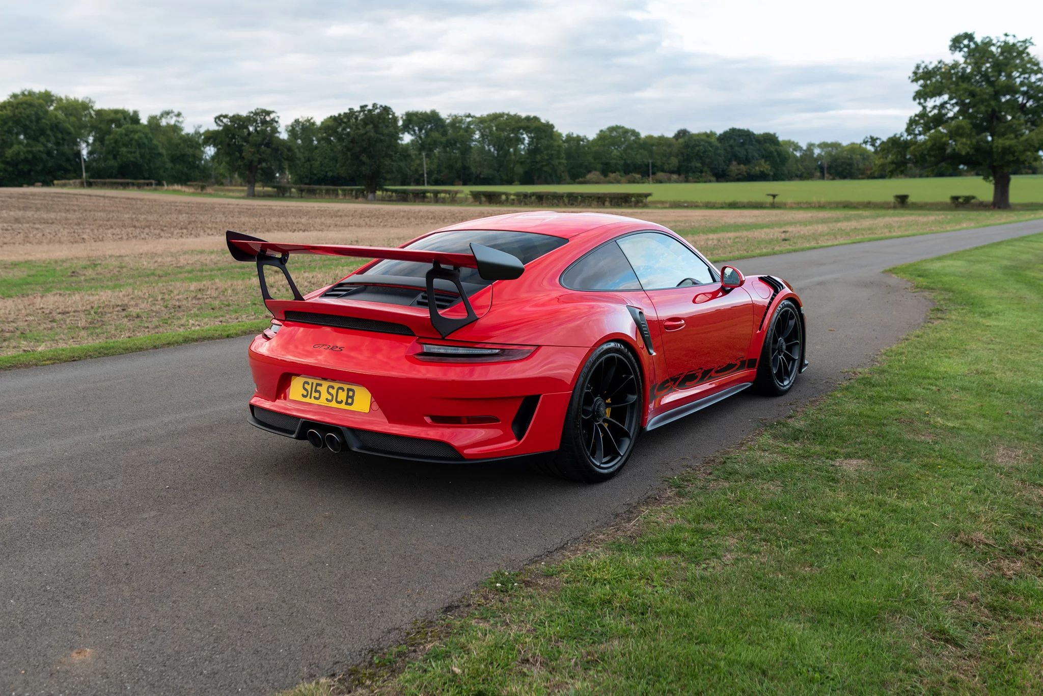 Guards Red Porsche 911 GT3 RS