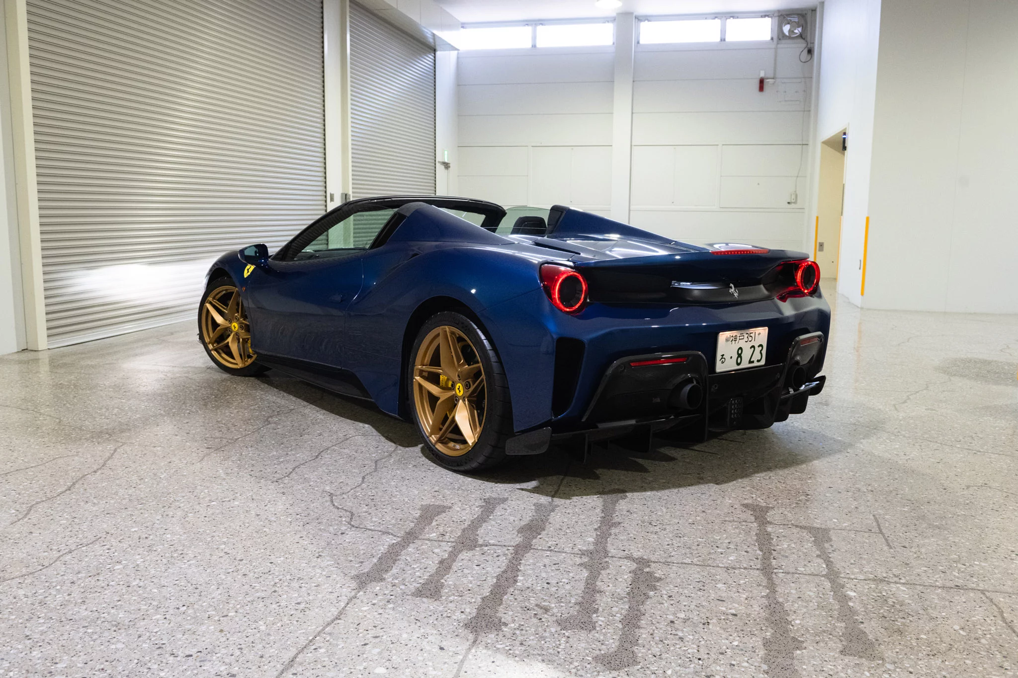 Blu Tour de France 70 Ferrari 488