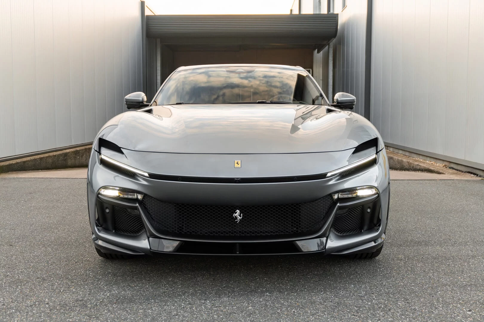 Grigio Titanio Ferrari Purosangue