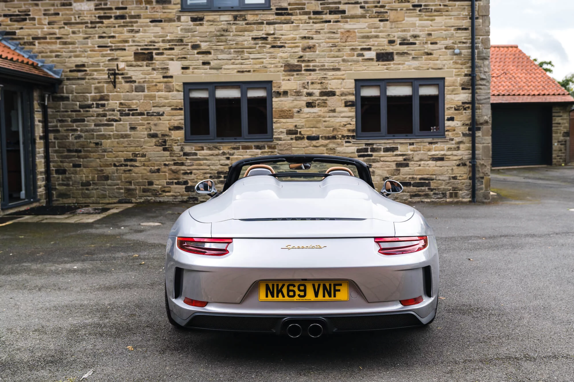 GT Silver Metallic Porsche 911 Speedster
