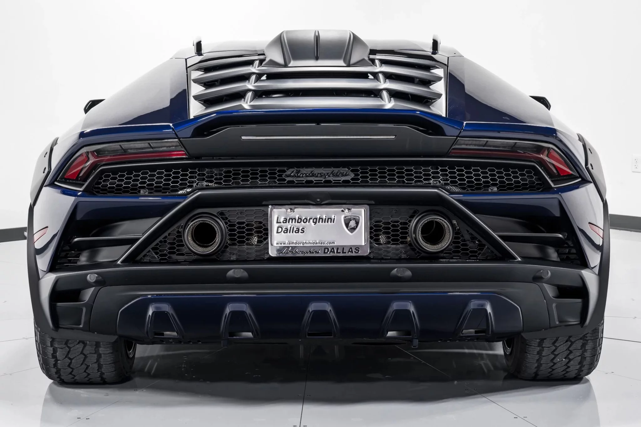 Blu Astraeus Lamborghini Huracán