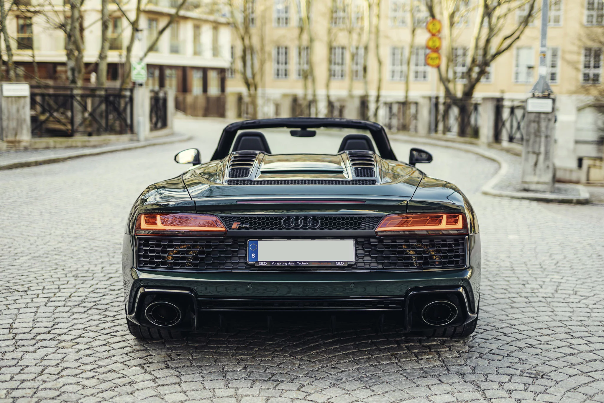 Goodwood Green Audi R8