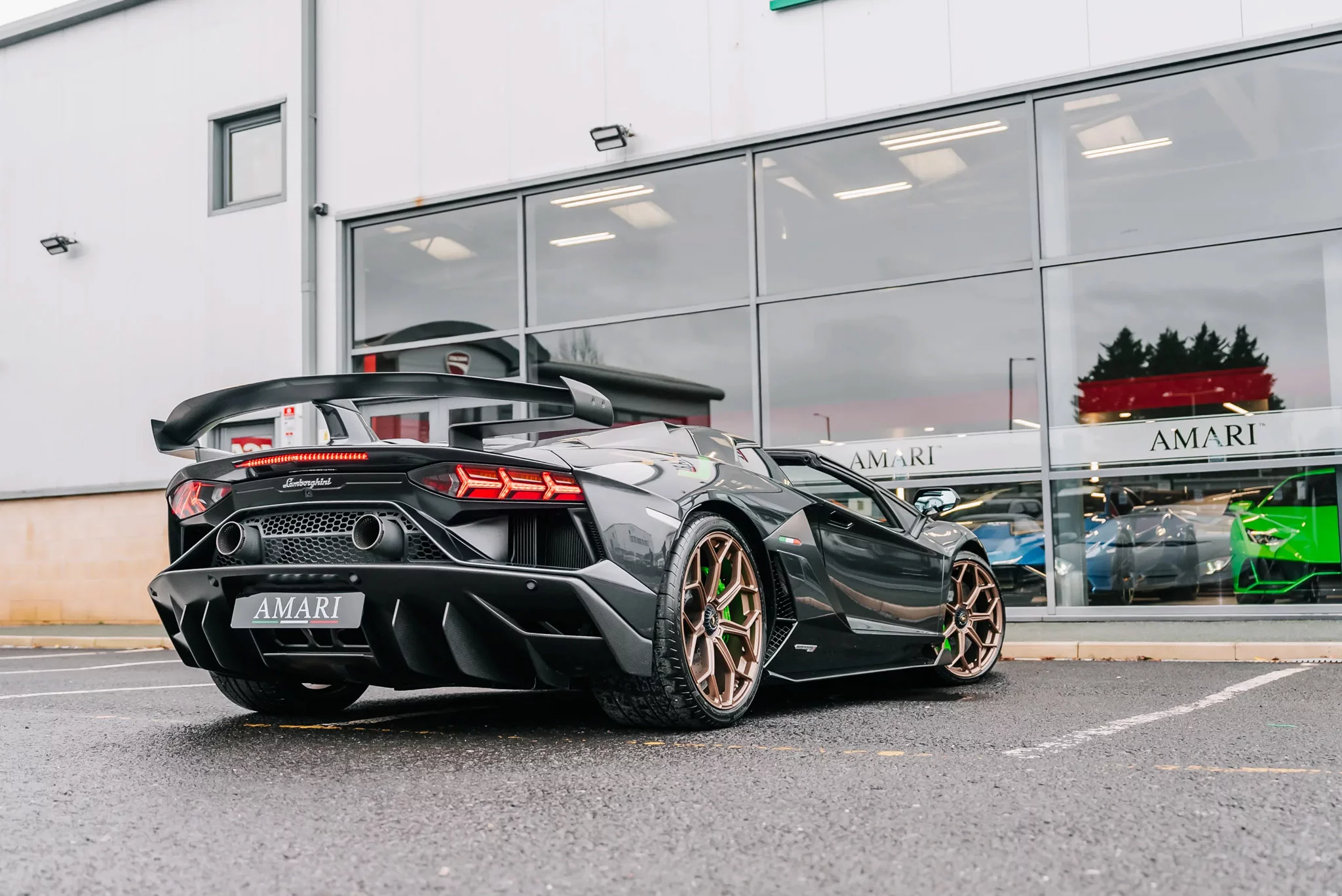 Grigio Lynx Lamborghini Aventador