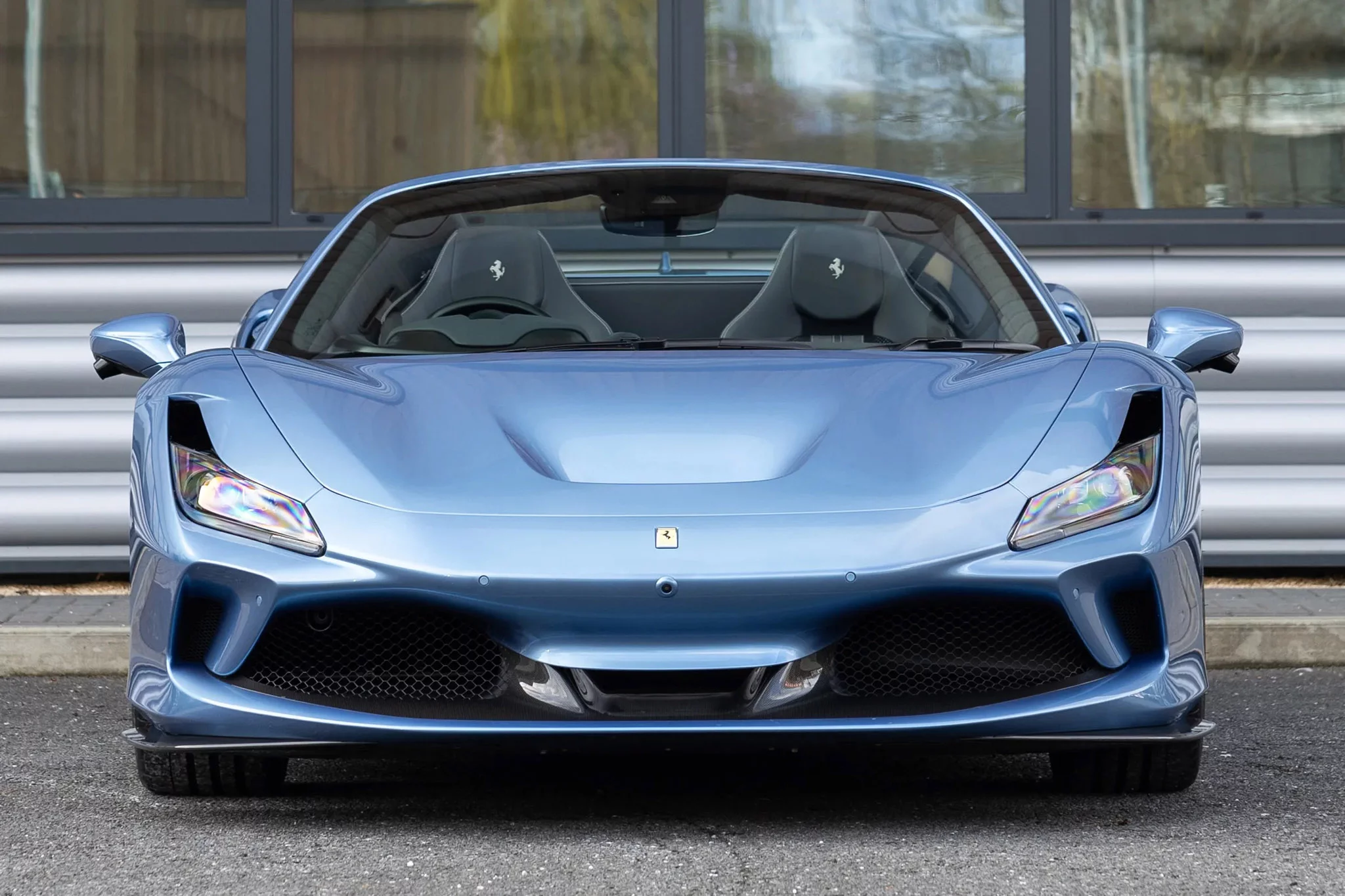 Azzurro California Ferrari F8
